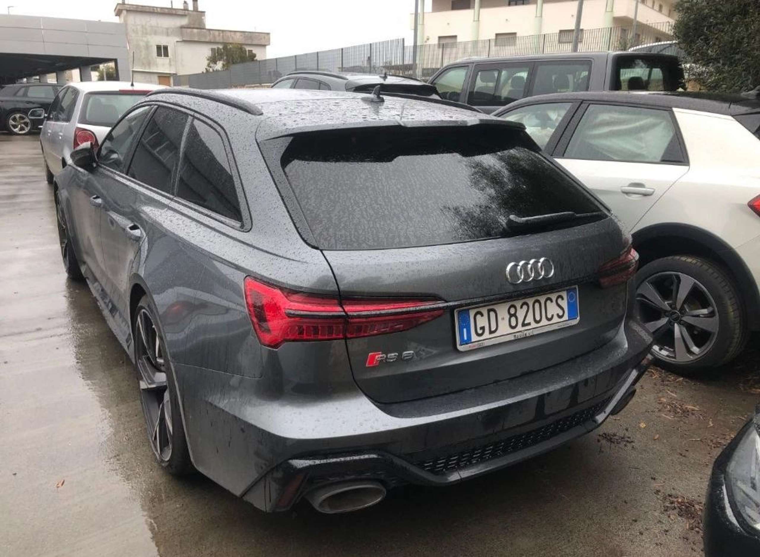 Audi - RS6