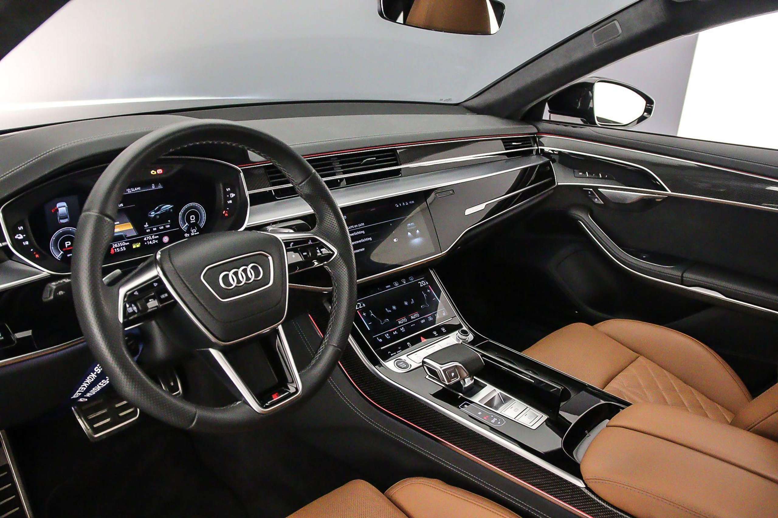 Audi - A8