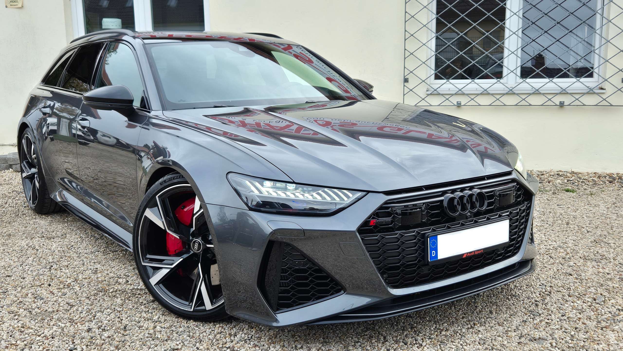 Audi - RS6