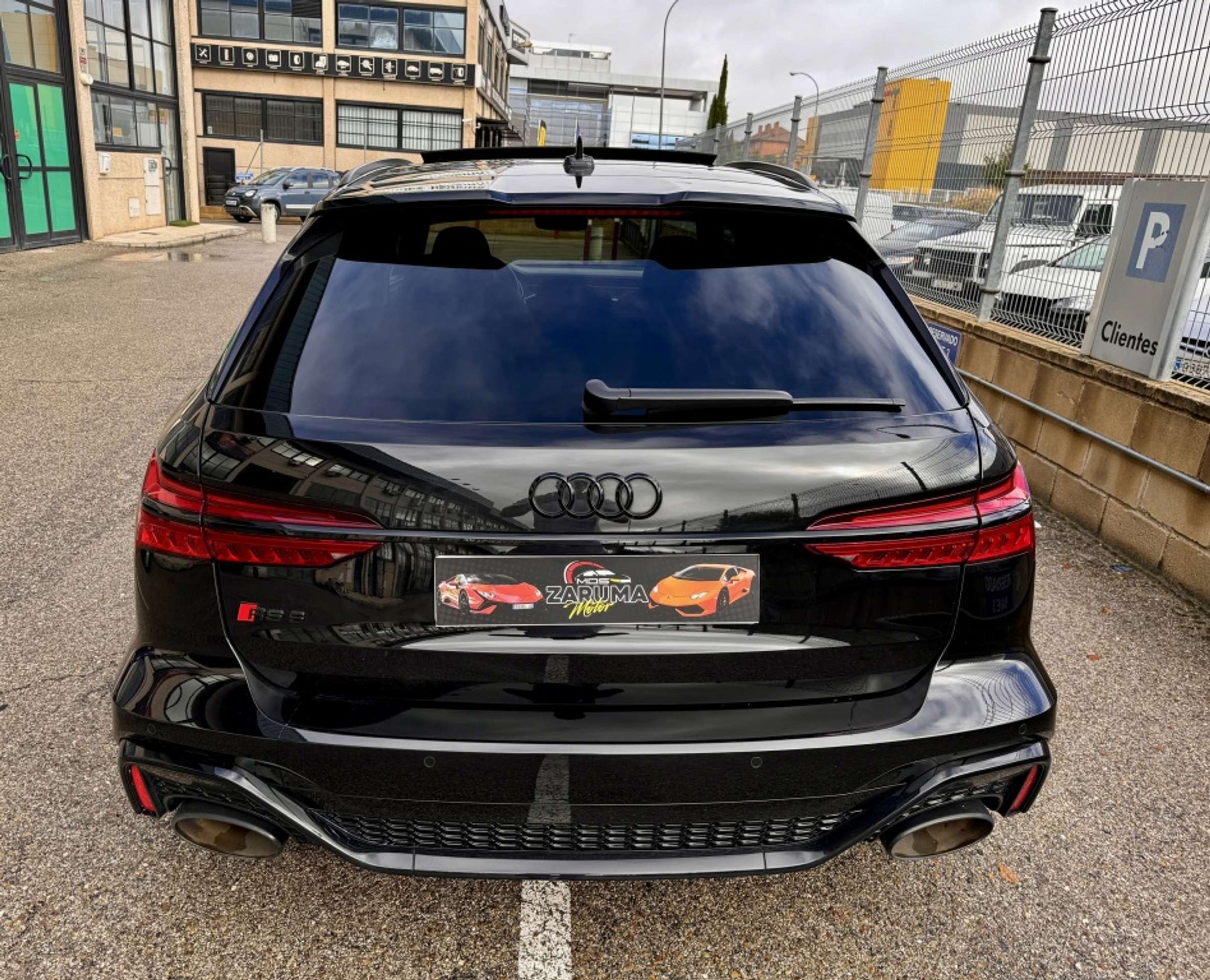 Audi - RS6