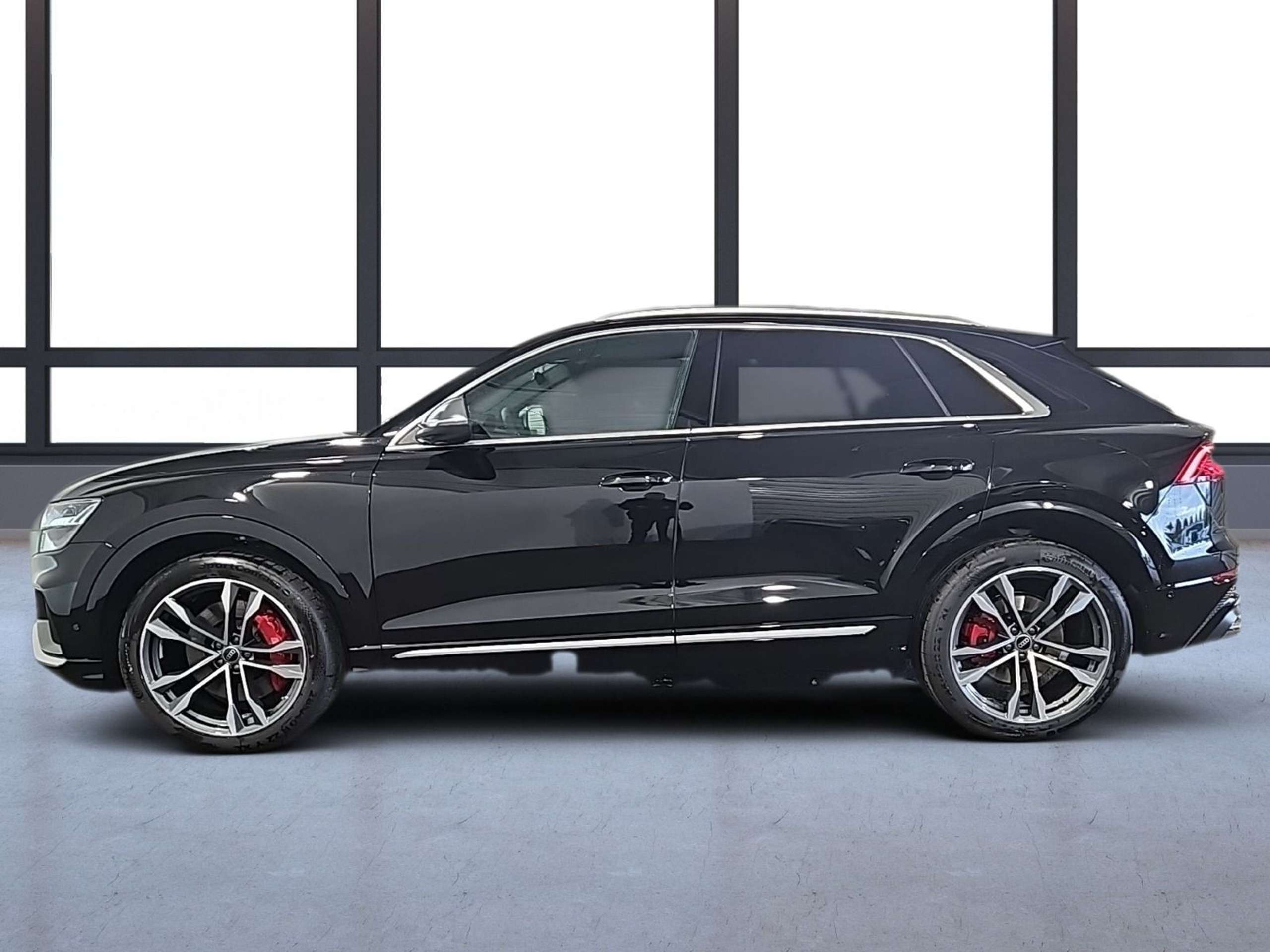 Audi - SQ8