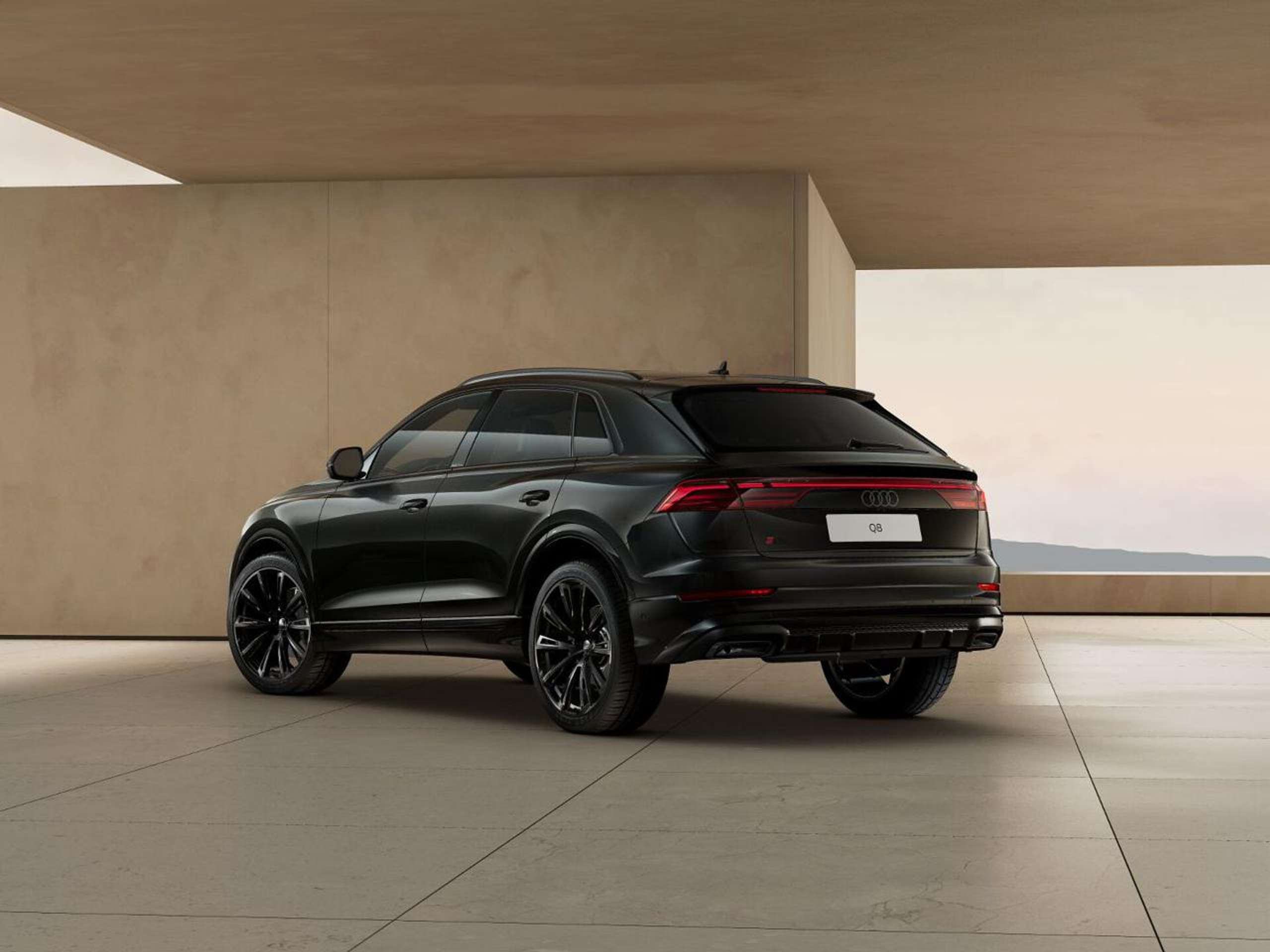 Audi - Q8