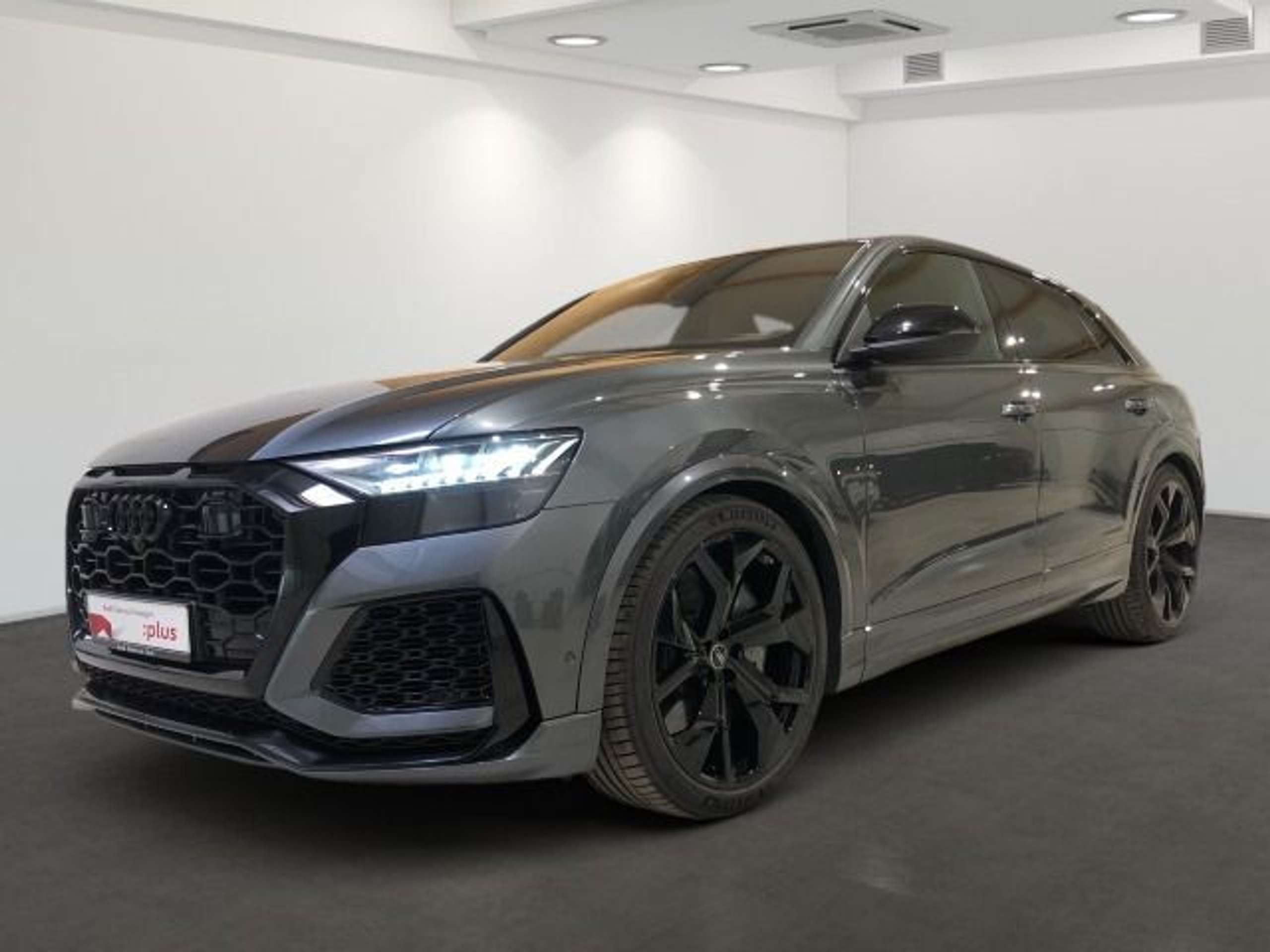 Audi - RS Q8