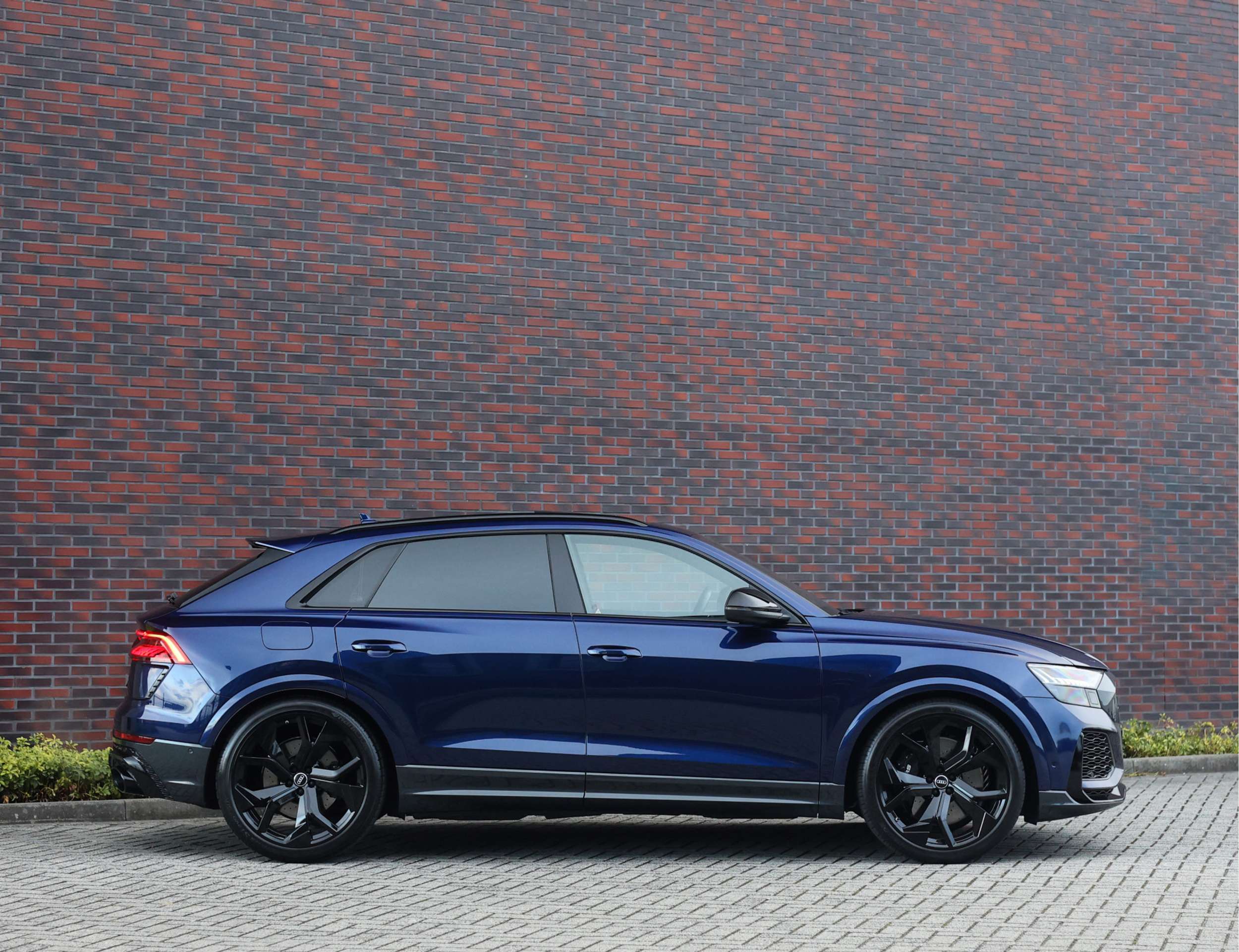 Audi - RS Q8