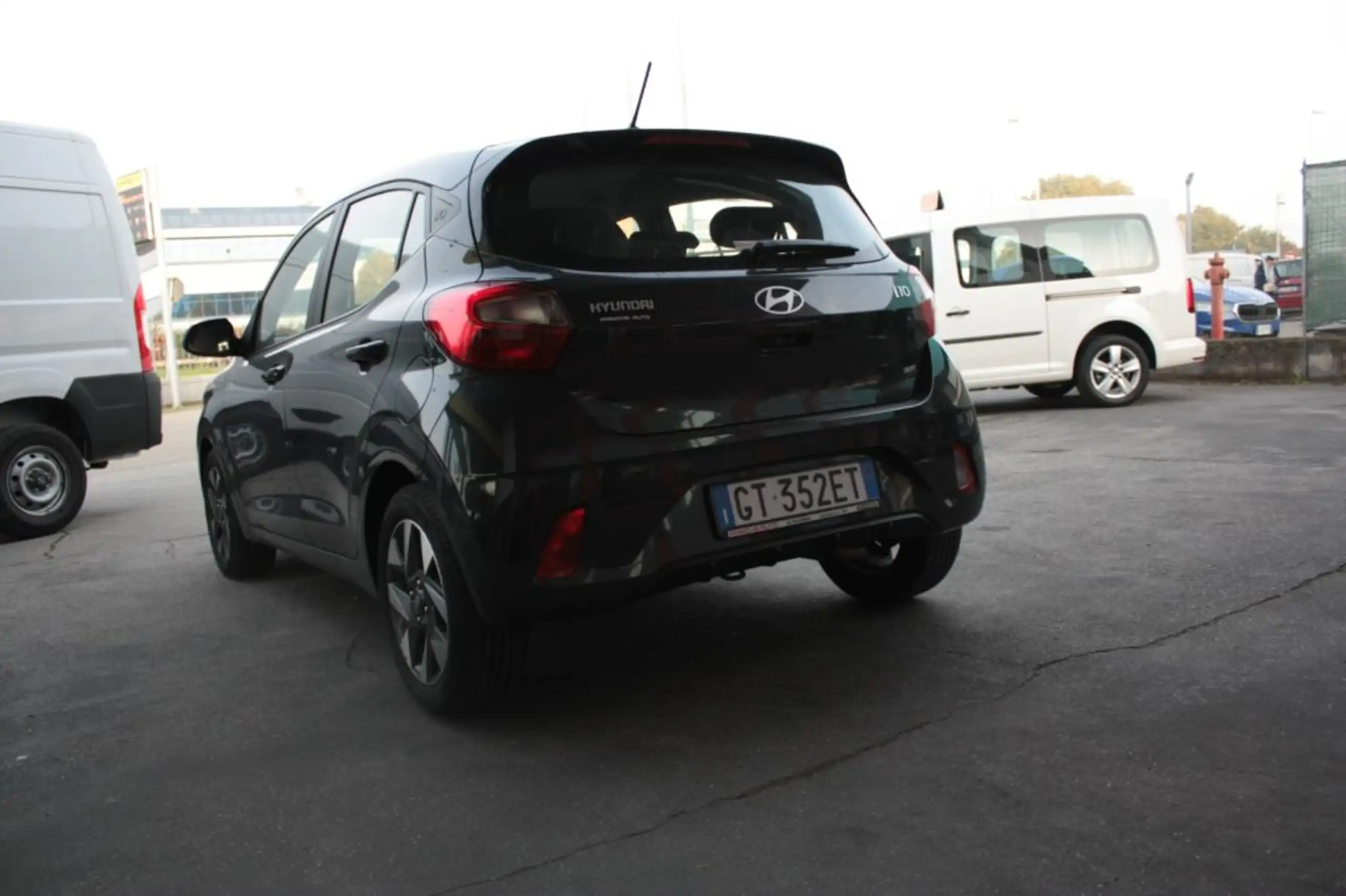 Hyundai - i10