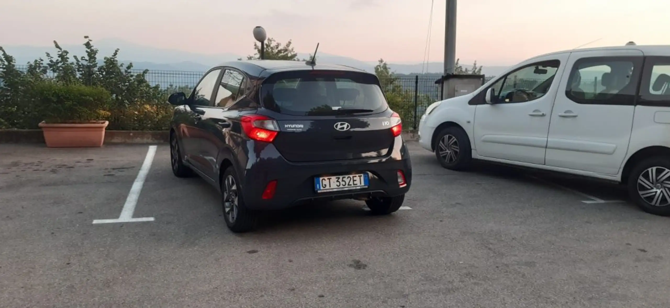 Hyundai - i10