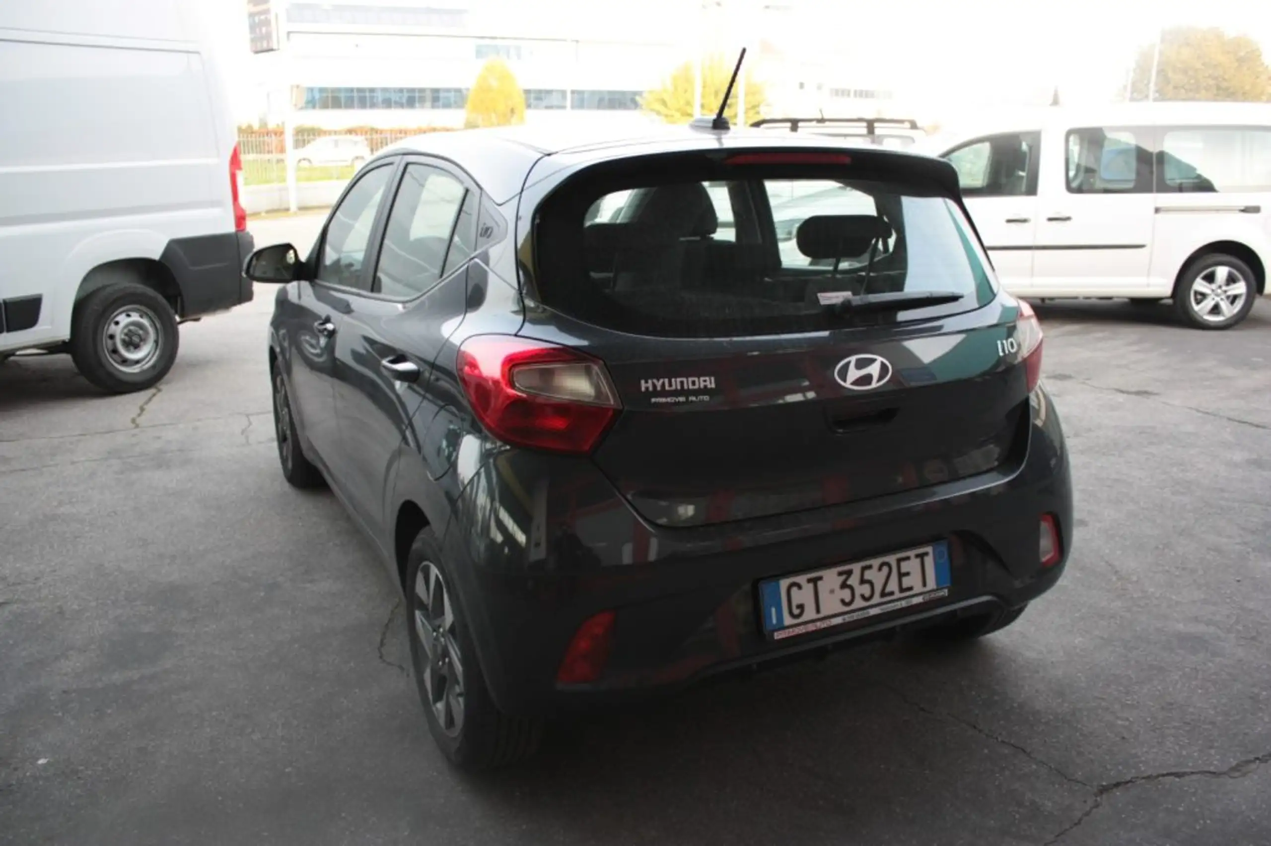 Hyundai - i10