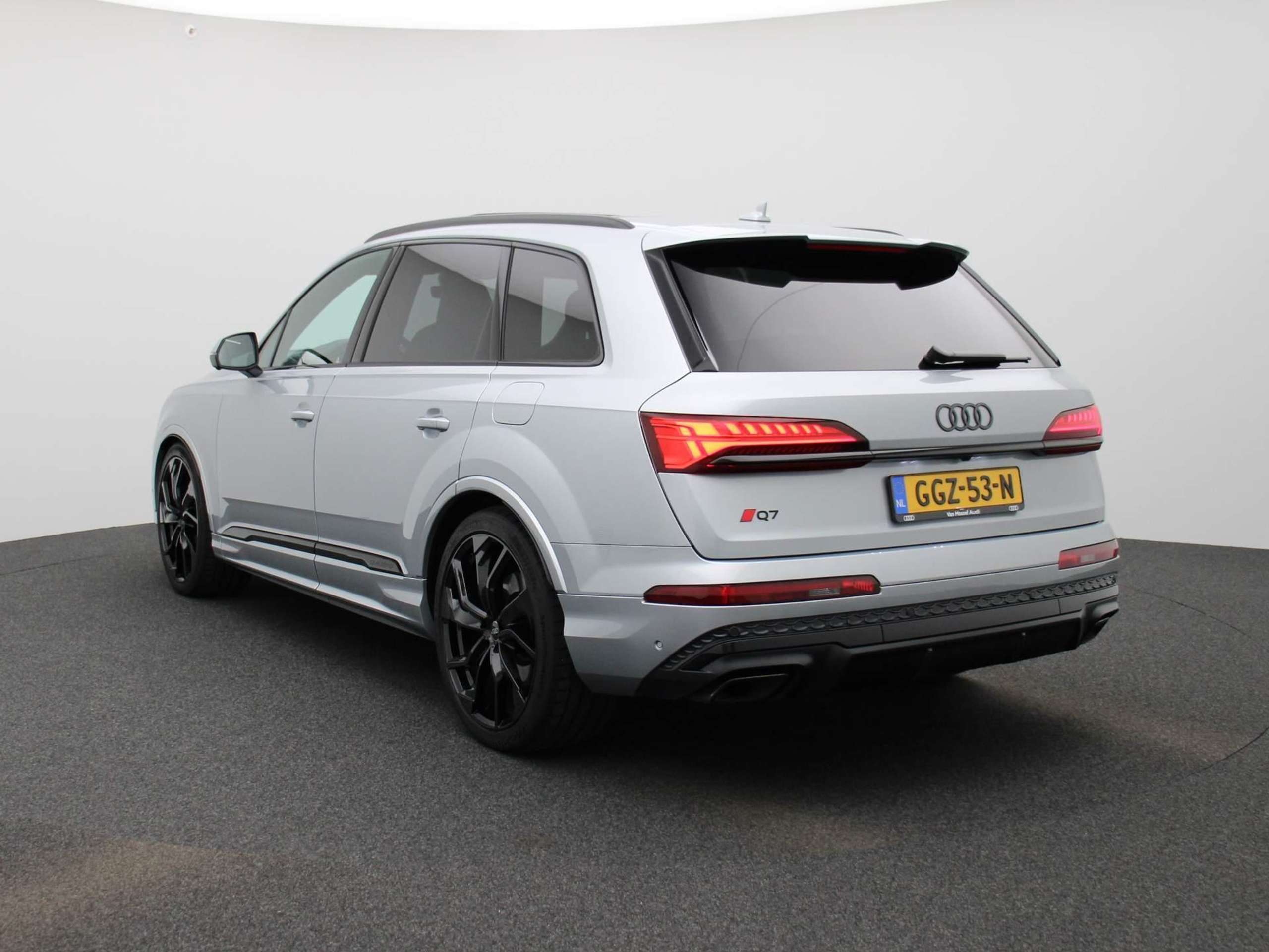 Audi - Q7