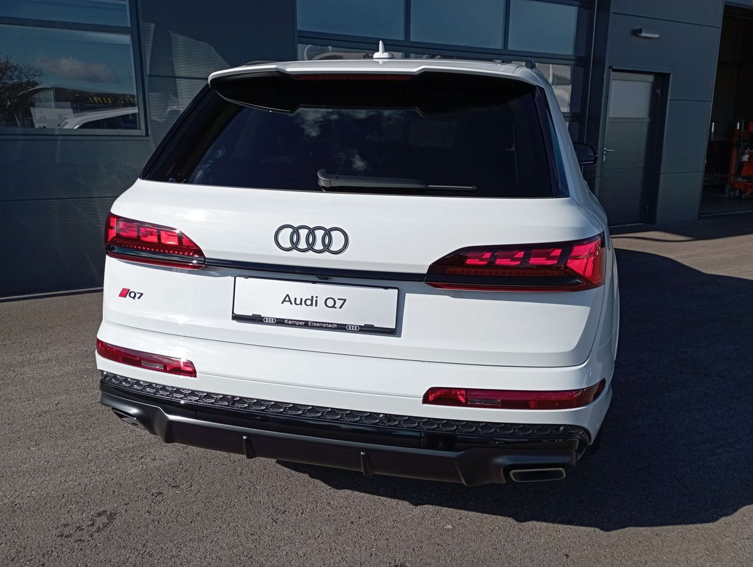 Audi - Q7