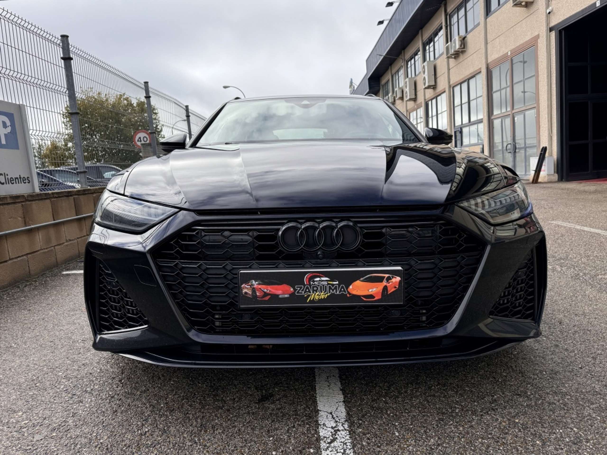 Audi - RS6