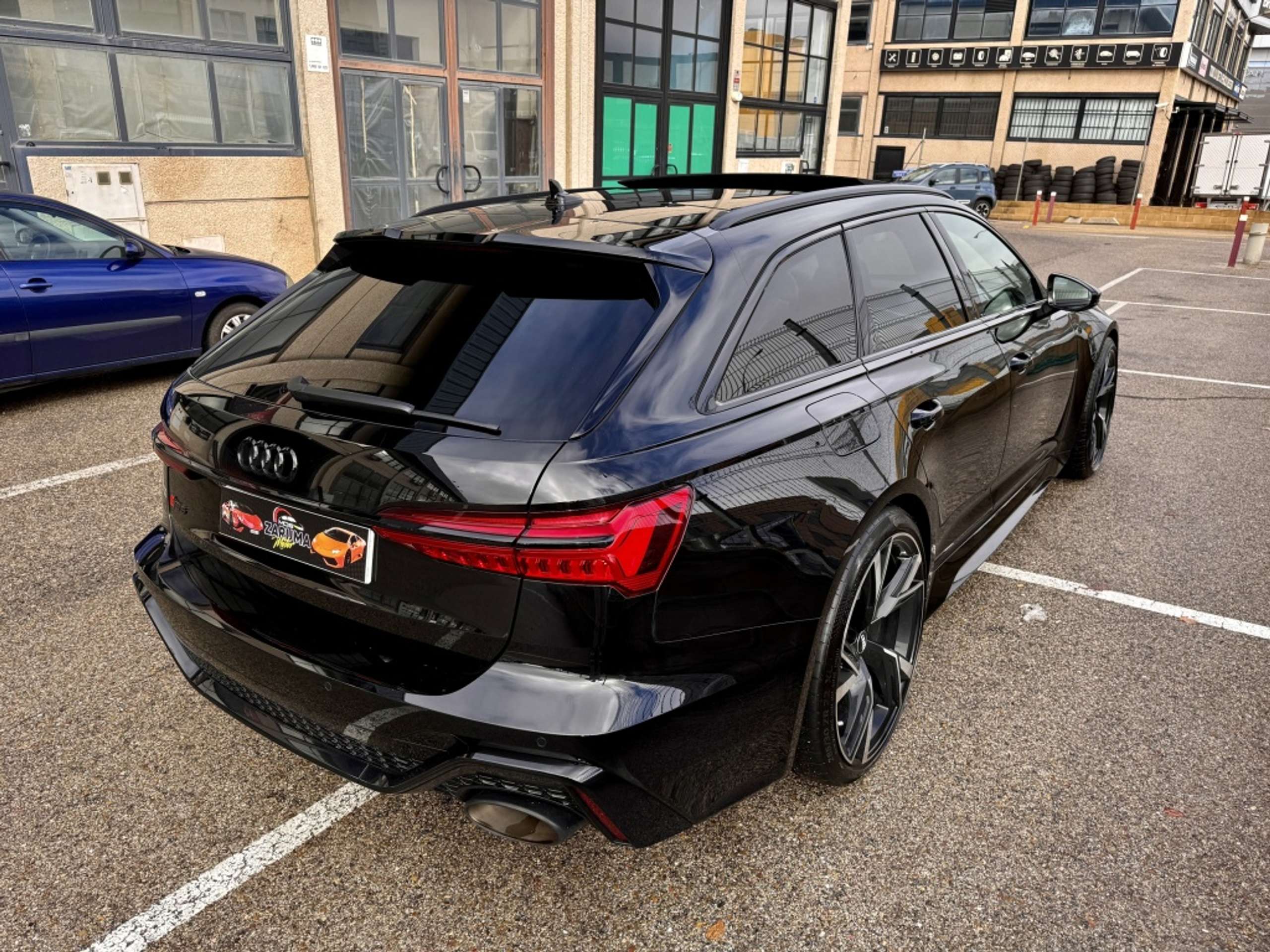 Audi - RS6