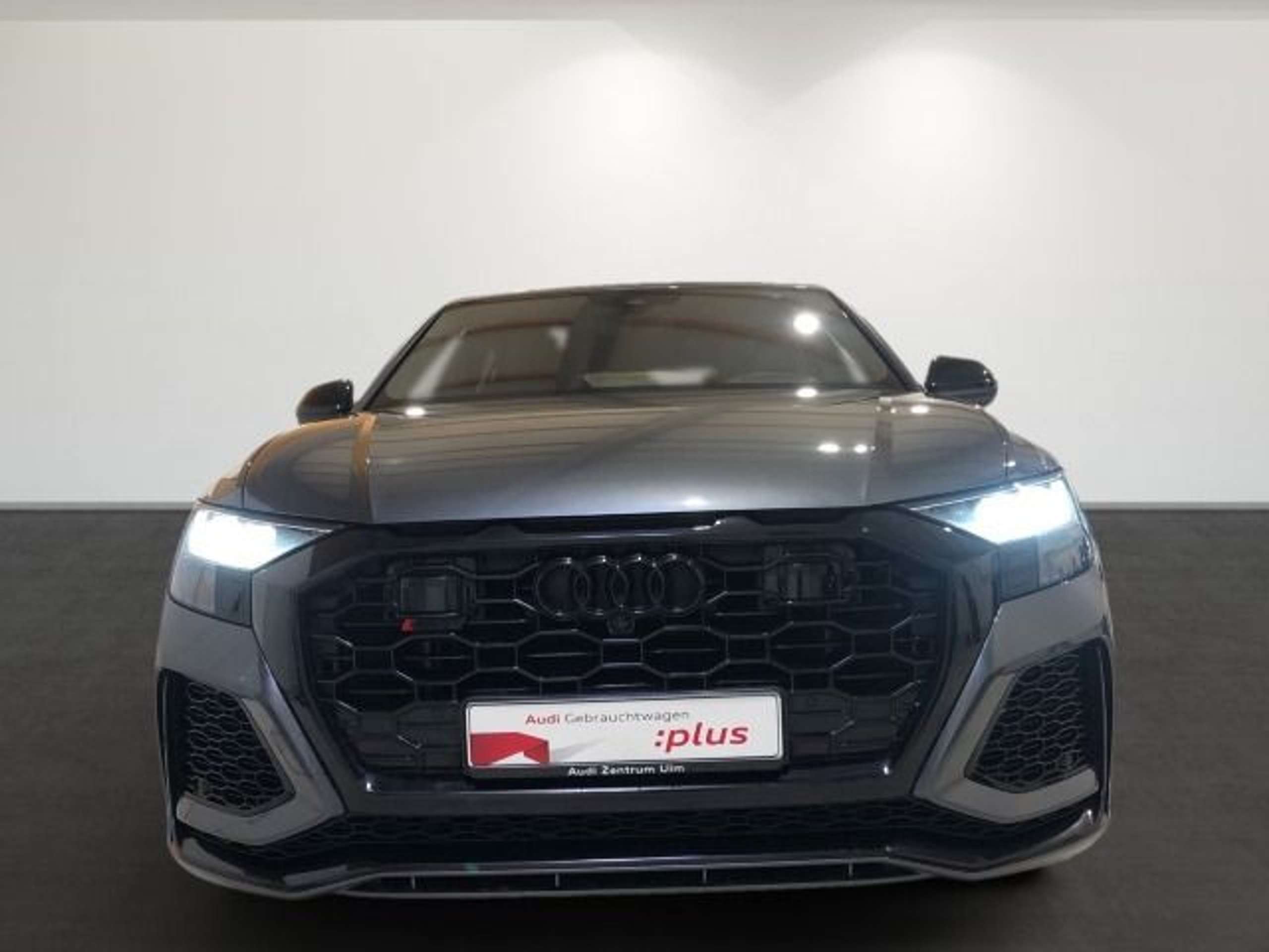 Audi - RS Q8