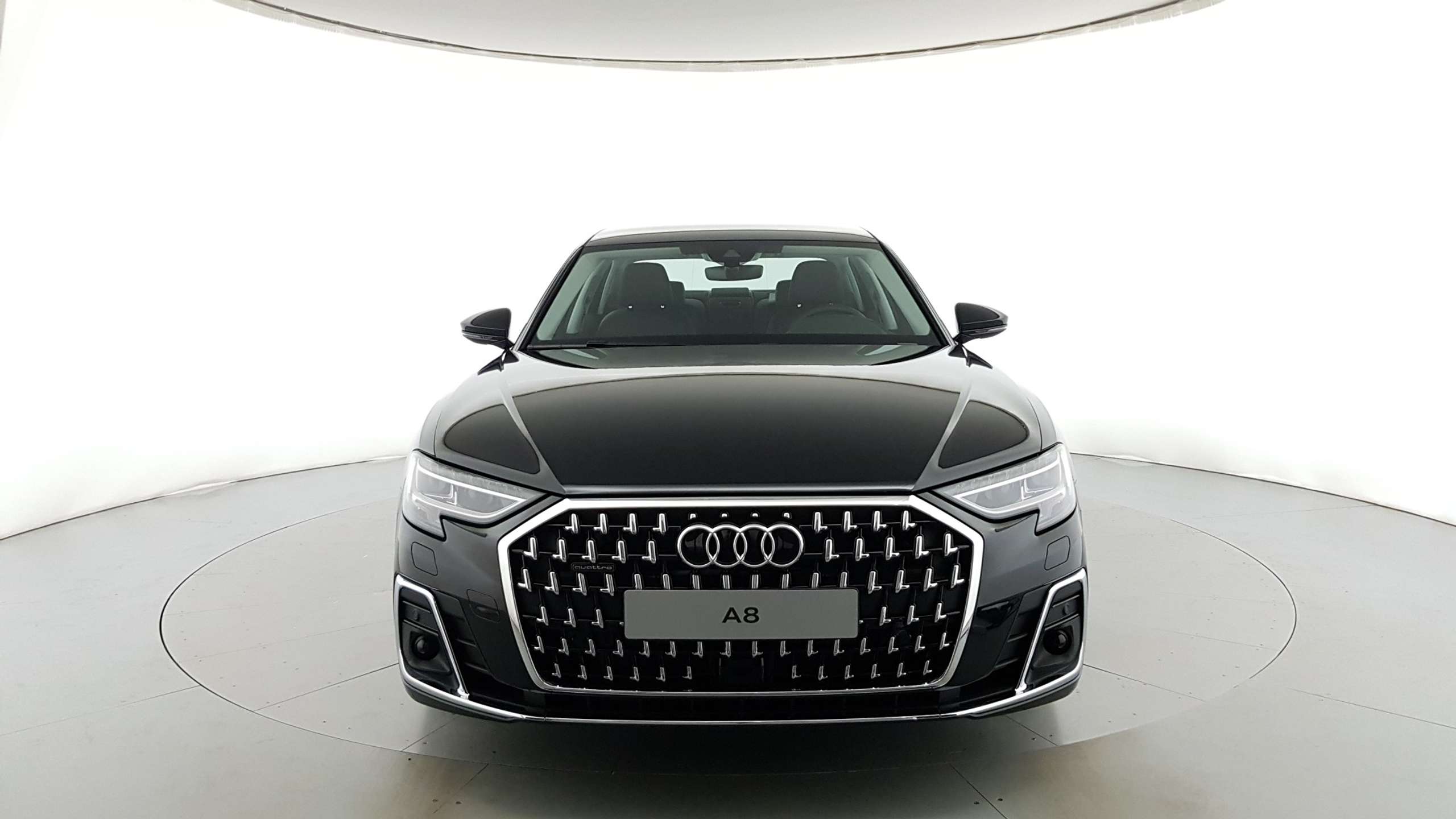 Audi - A8