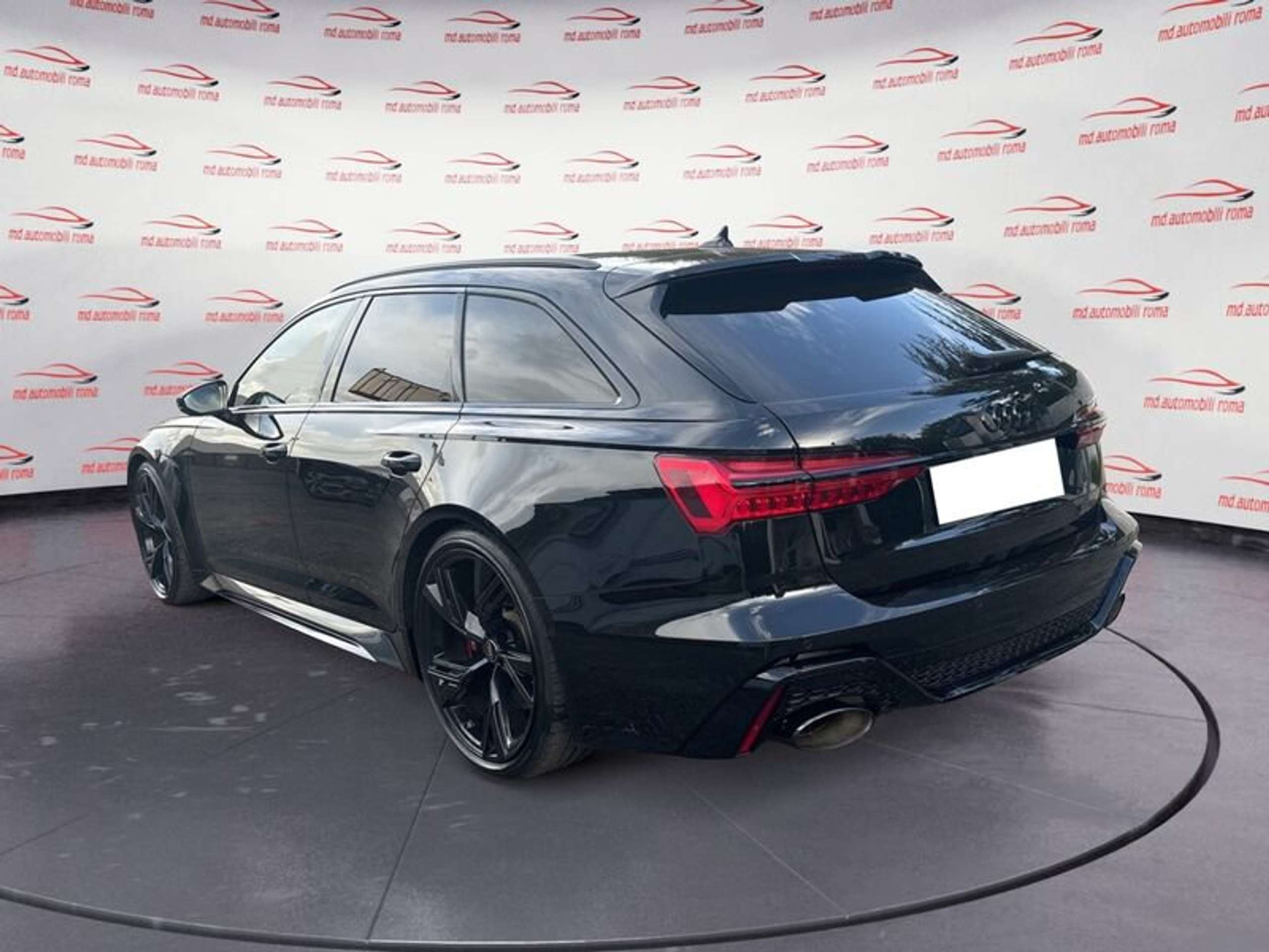 Audi - RS6