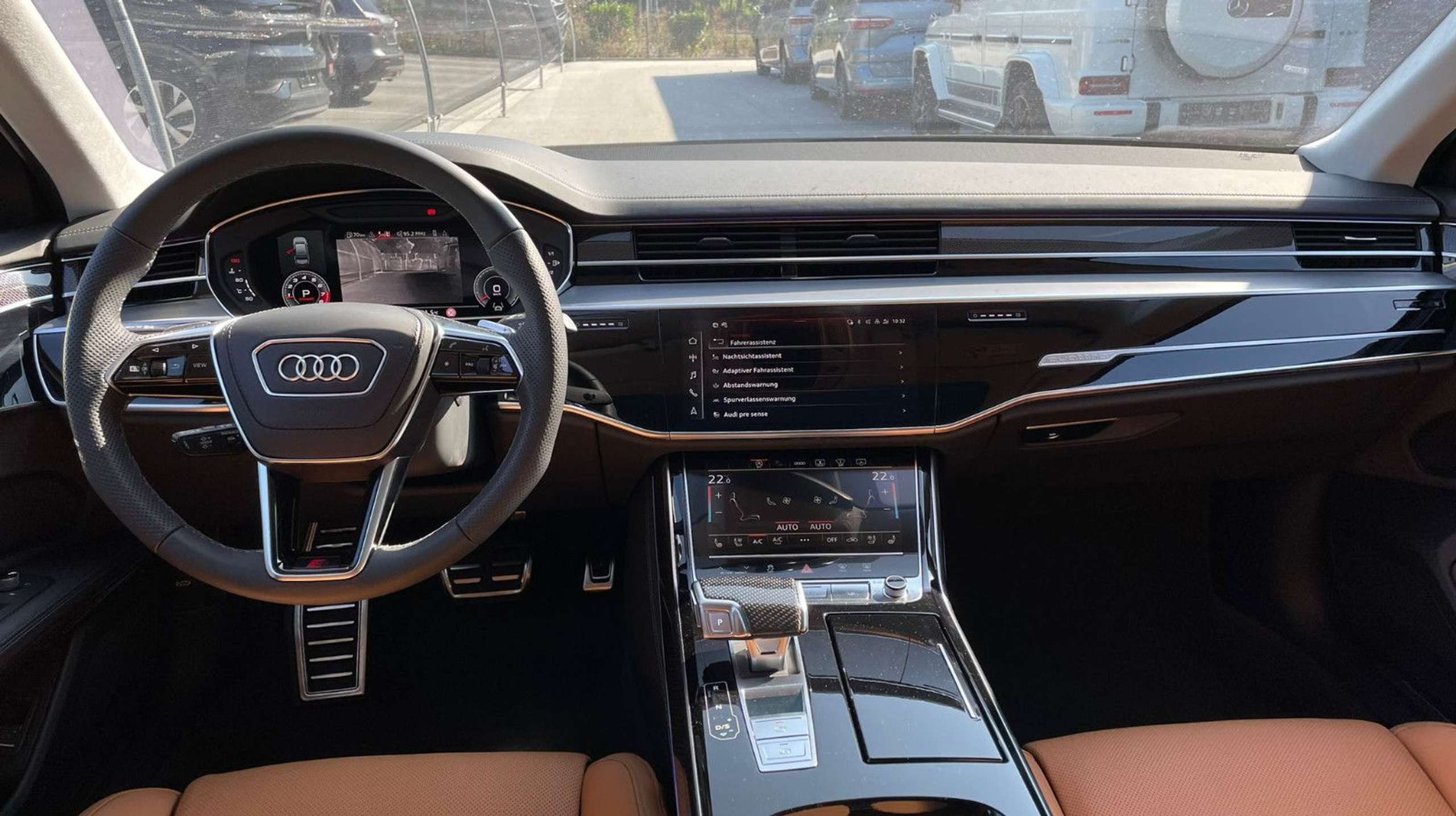 Audi - S8