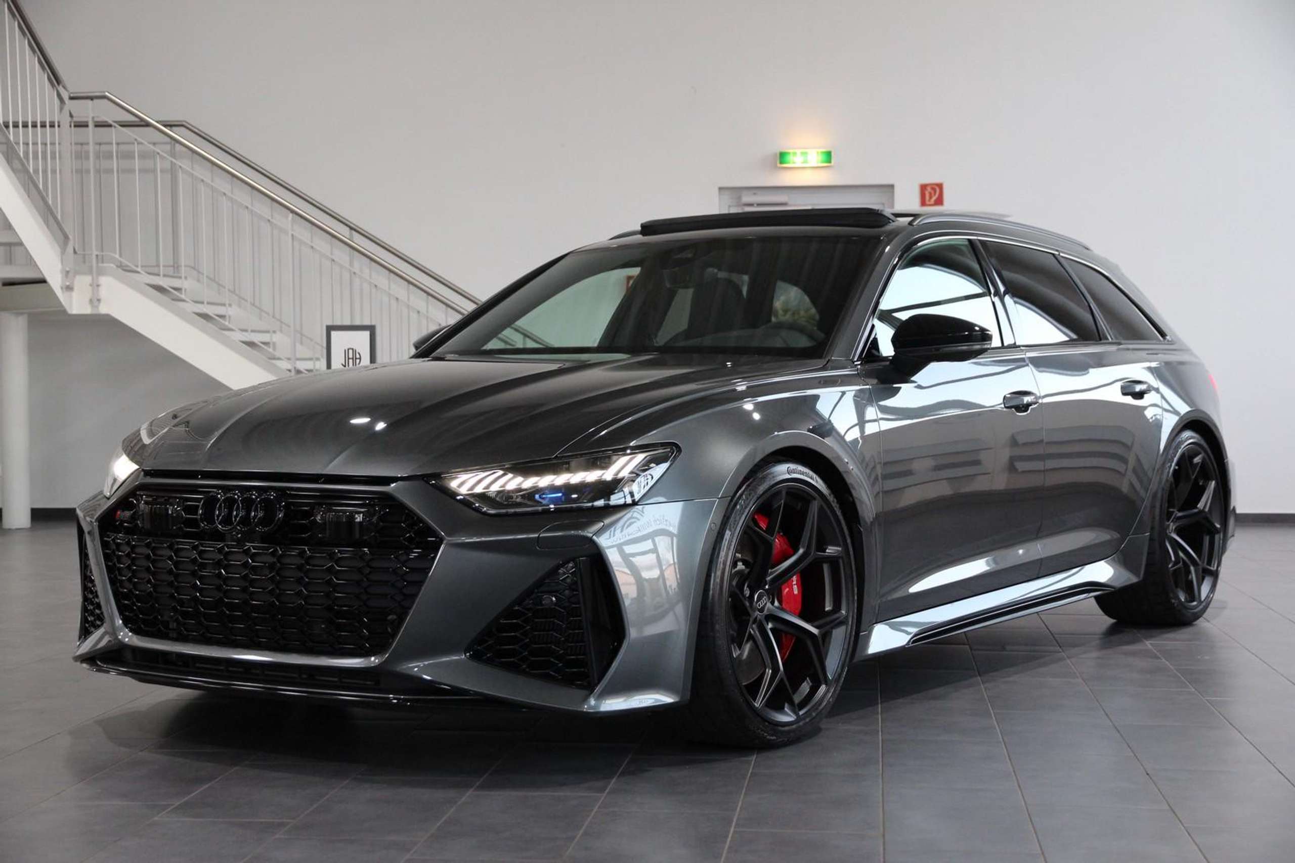 Audi - RS6