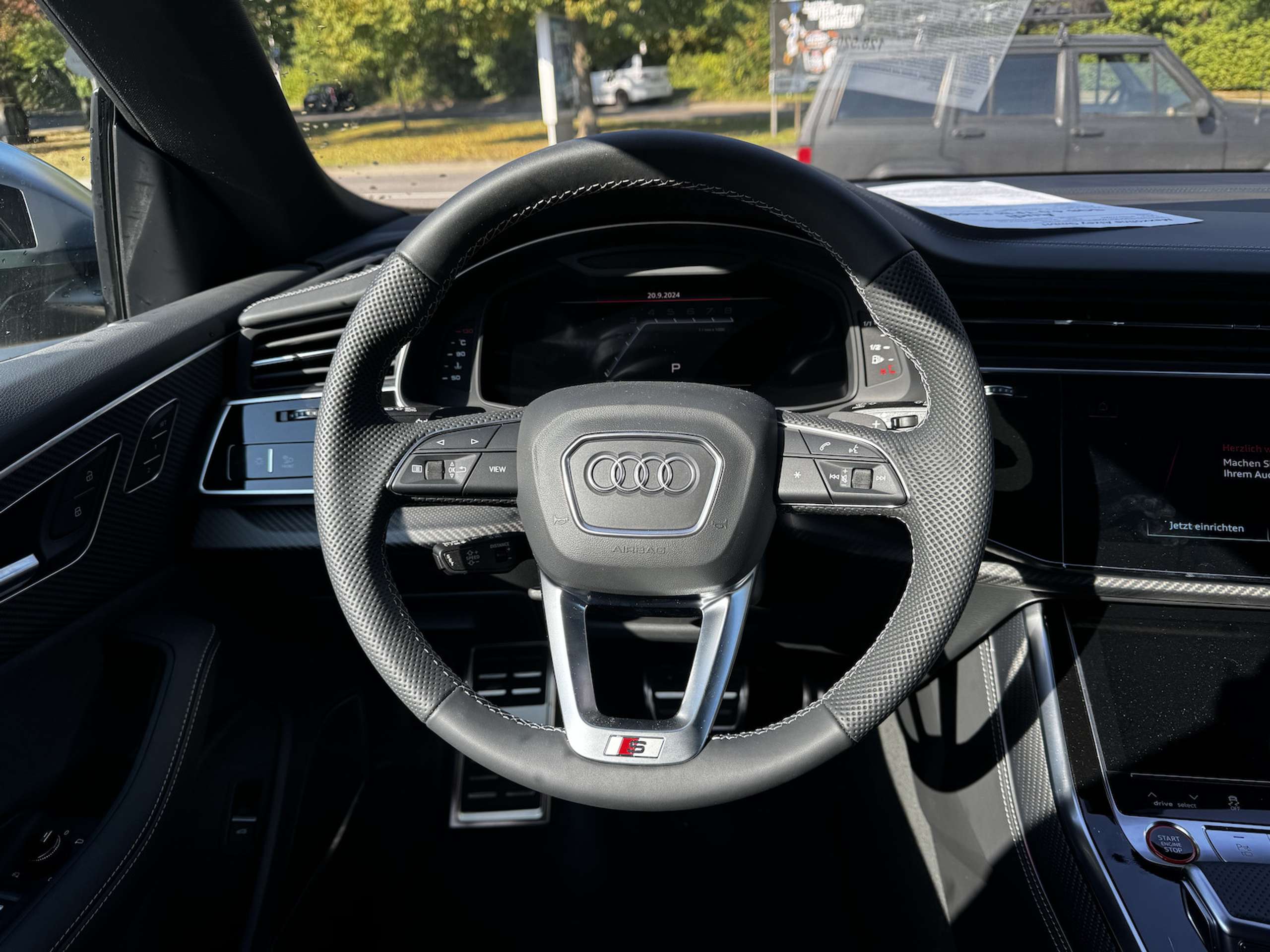 Audi - SQ8