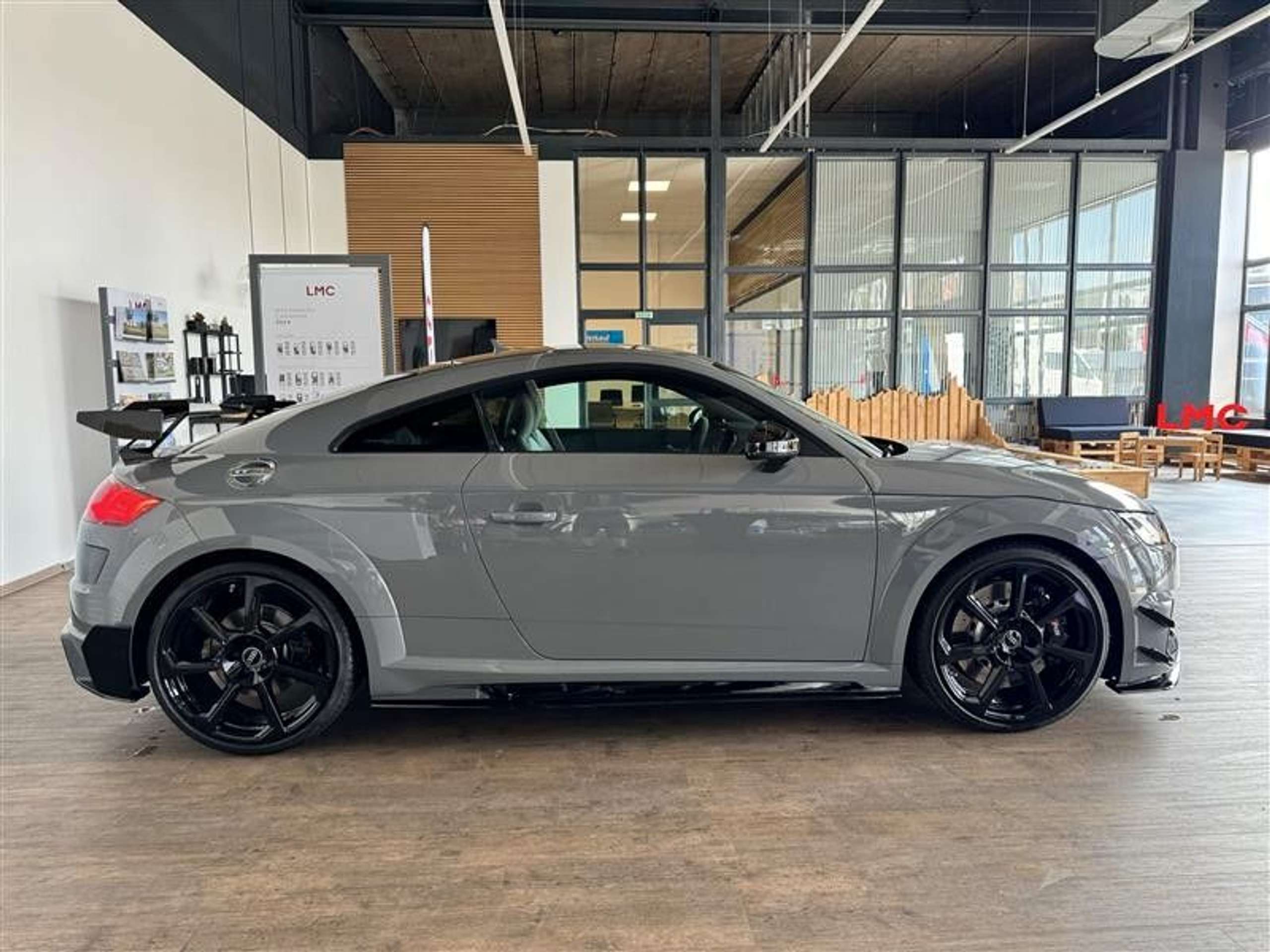 Audi - TT RS