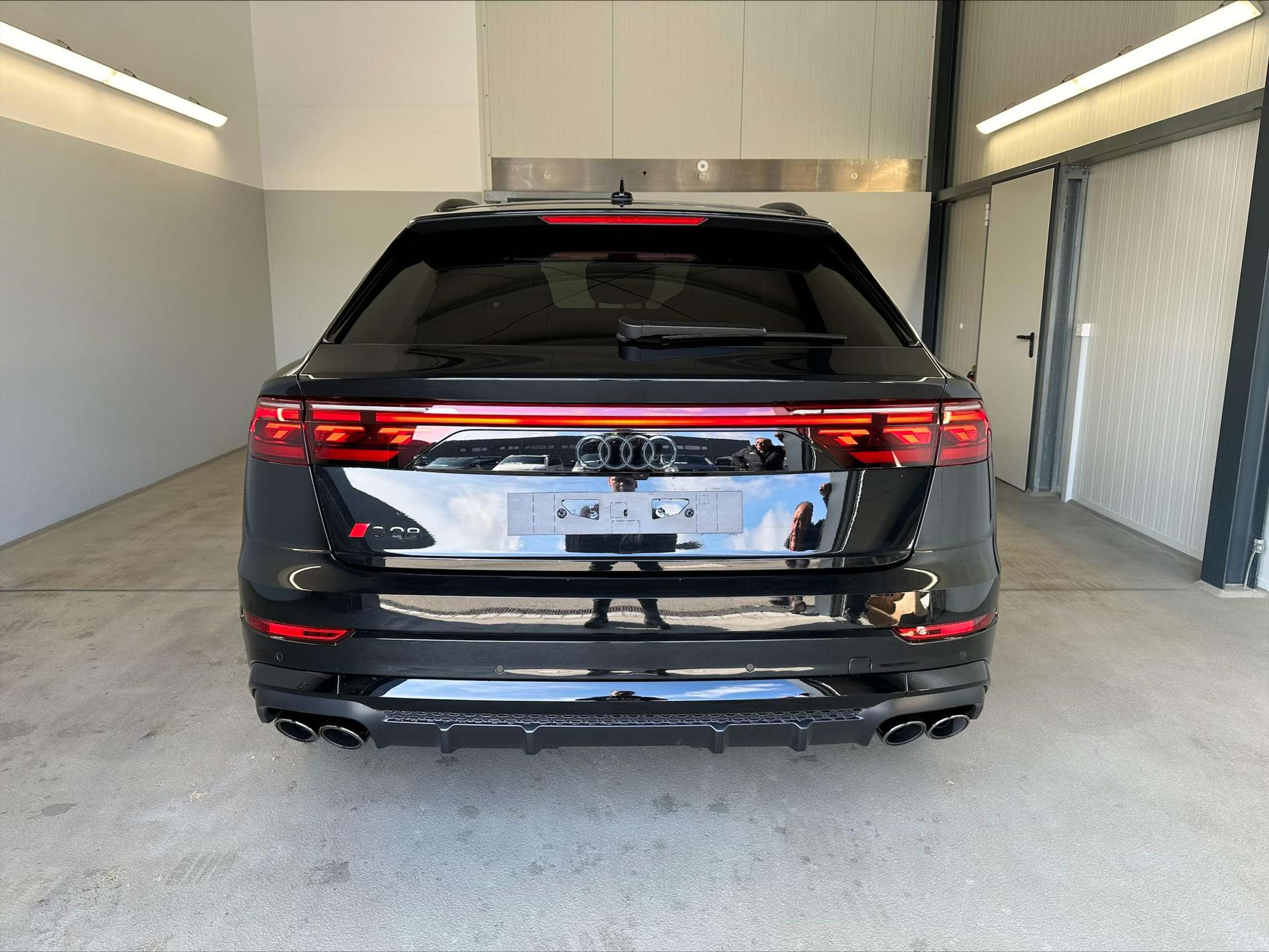 Audi - SQ8