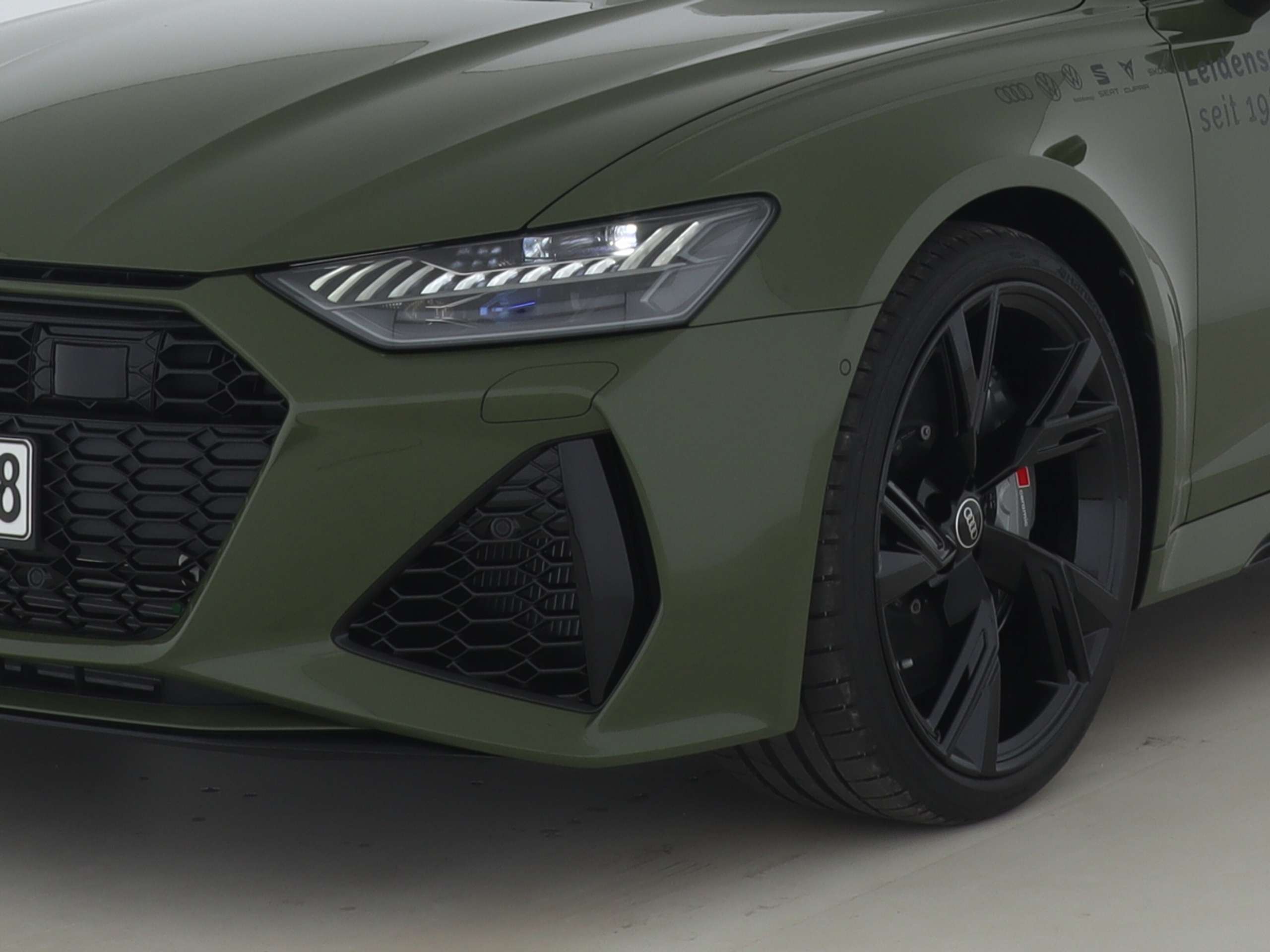 Audi - RS6