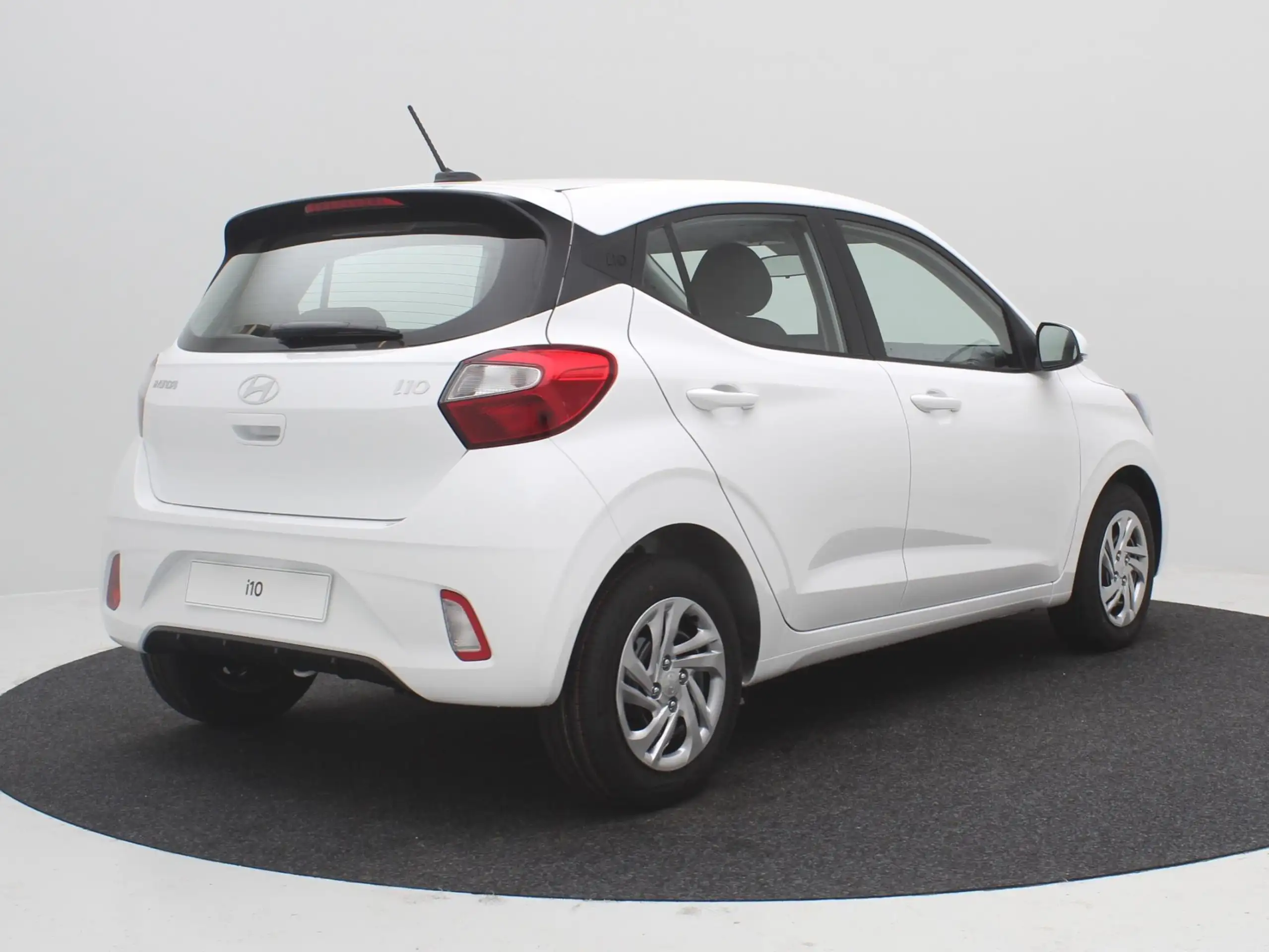 Hyundai - i10