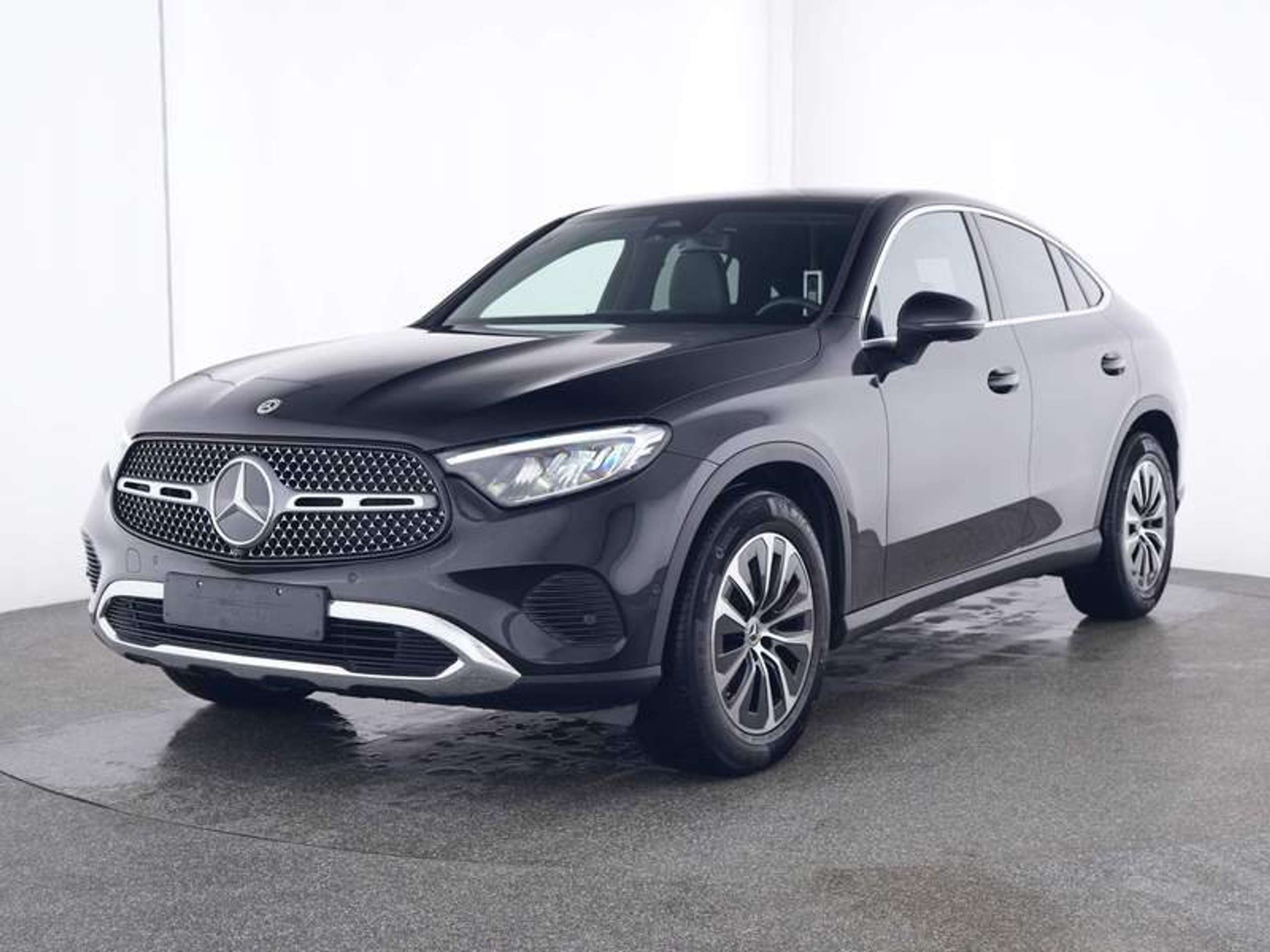 Mercedes-Benz - GLC 220