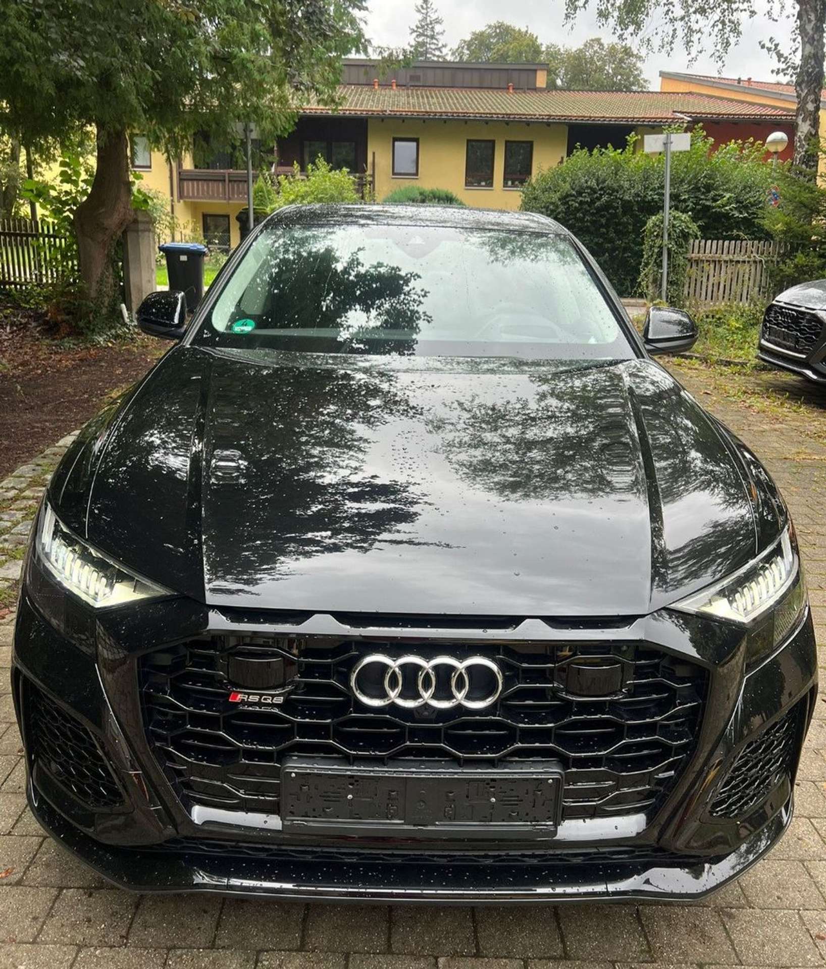 Audi - RS Q8