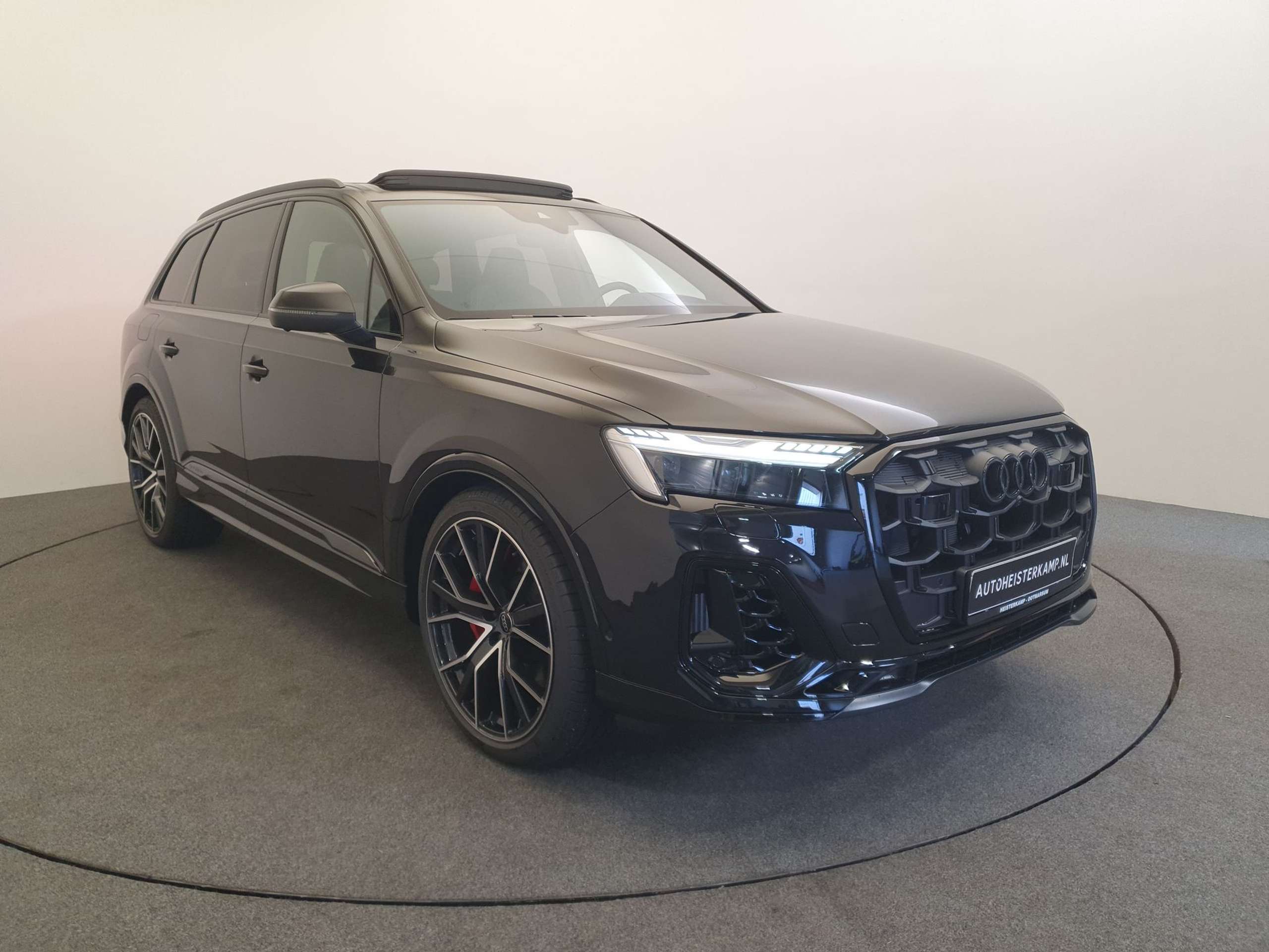 Audi - Q7