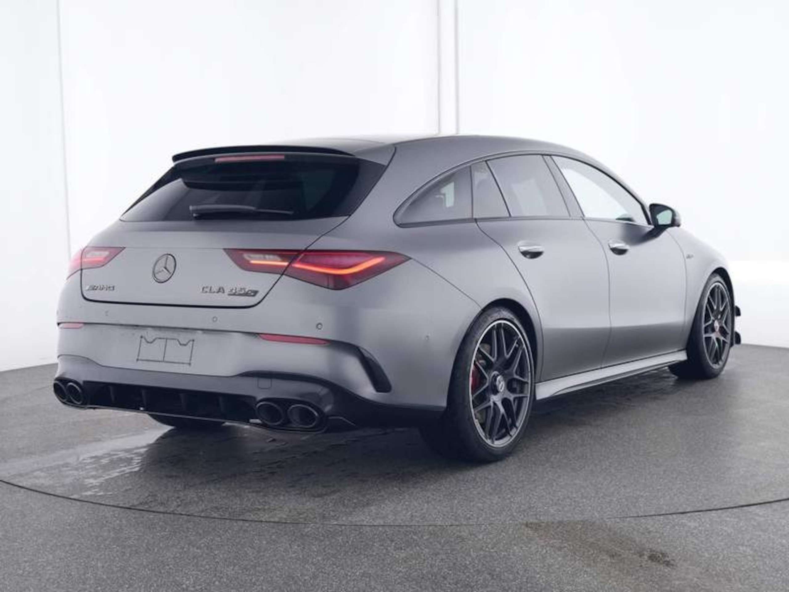 Mercedes-Benz - CLA 45 AMG