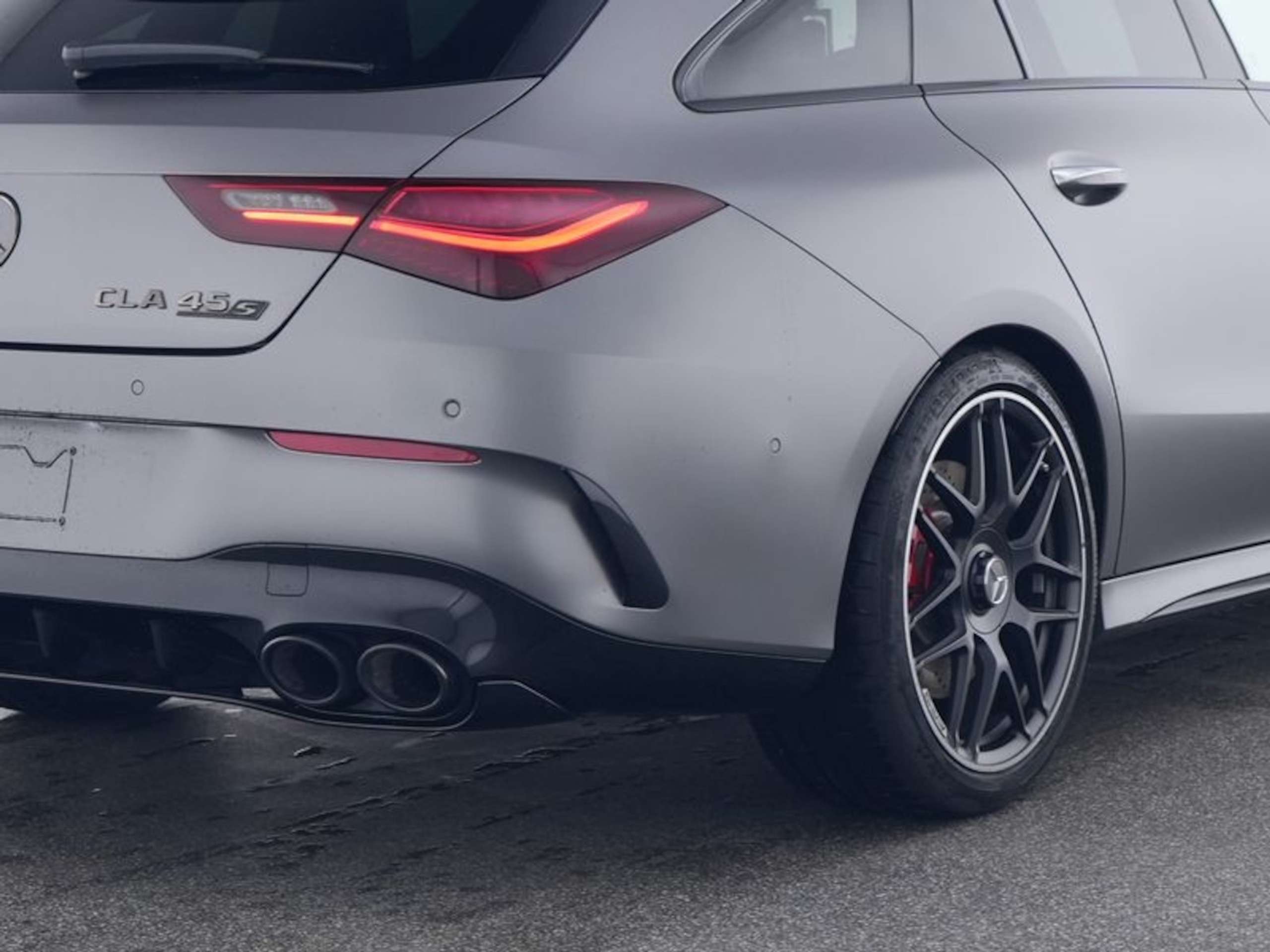 Mercedes-Benz - CLA 45 AMG