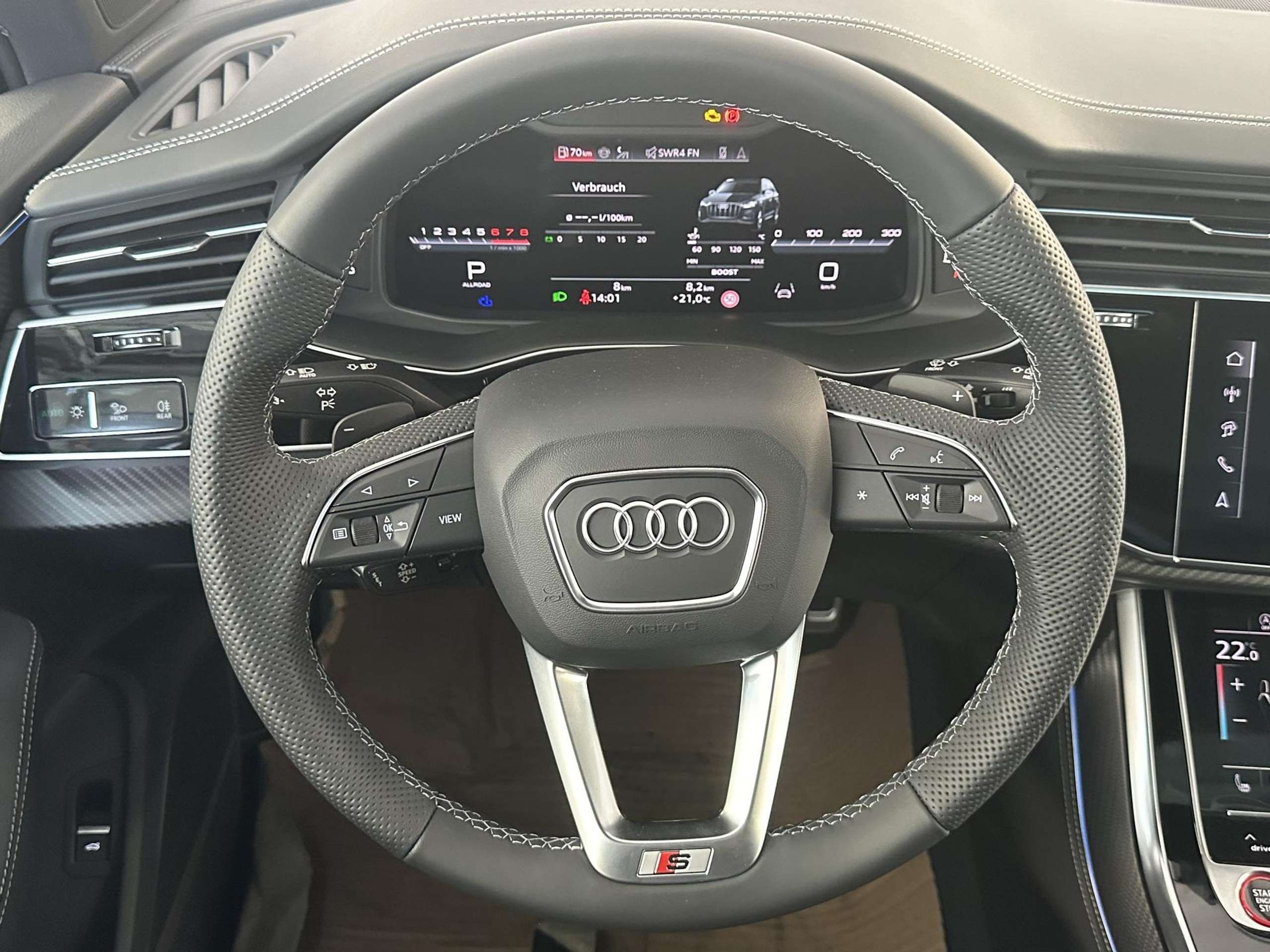 Audi - SQ7