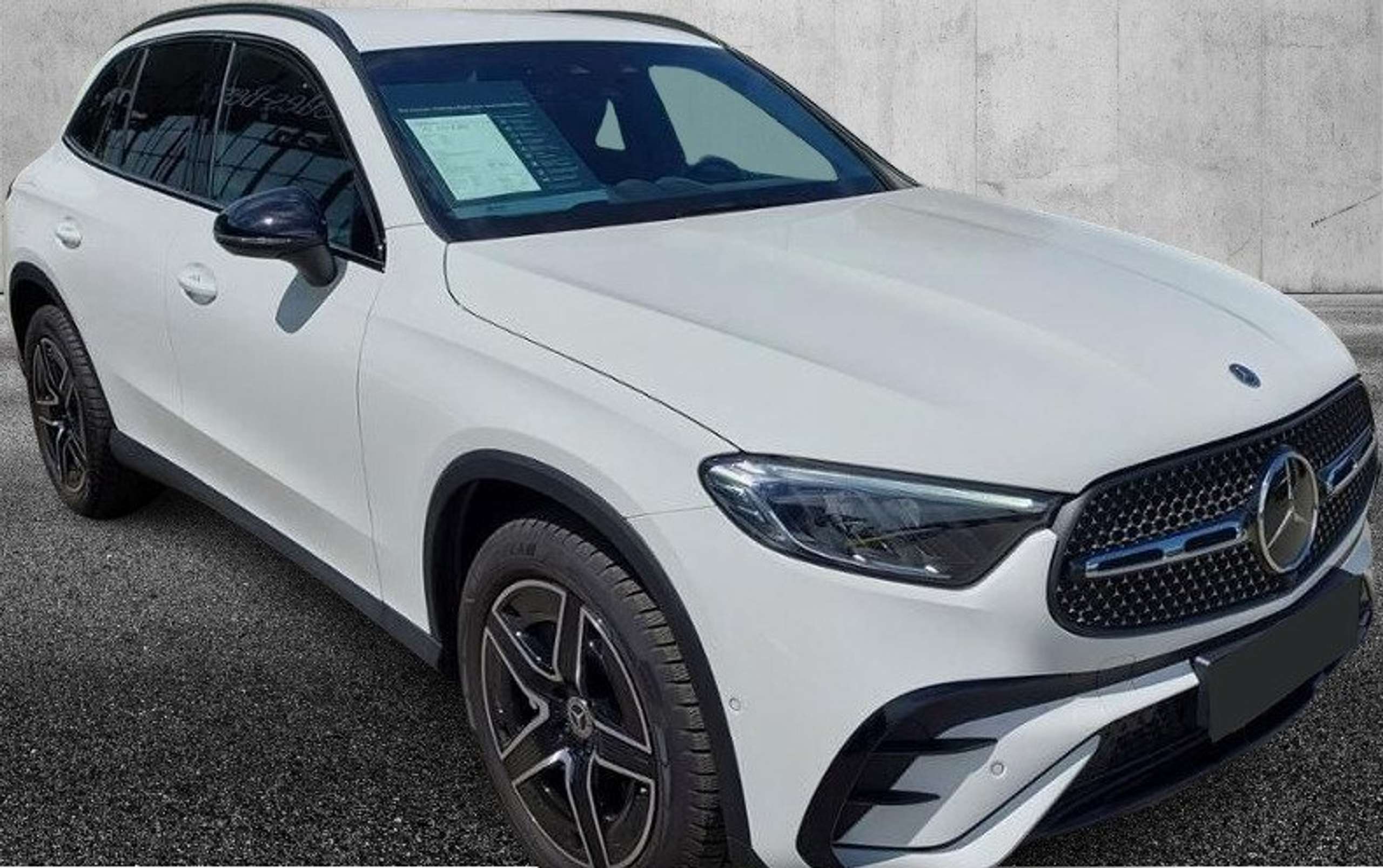 Mercedes-Benz - GLC 220