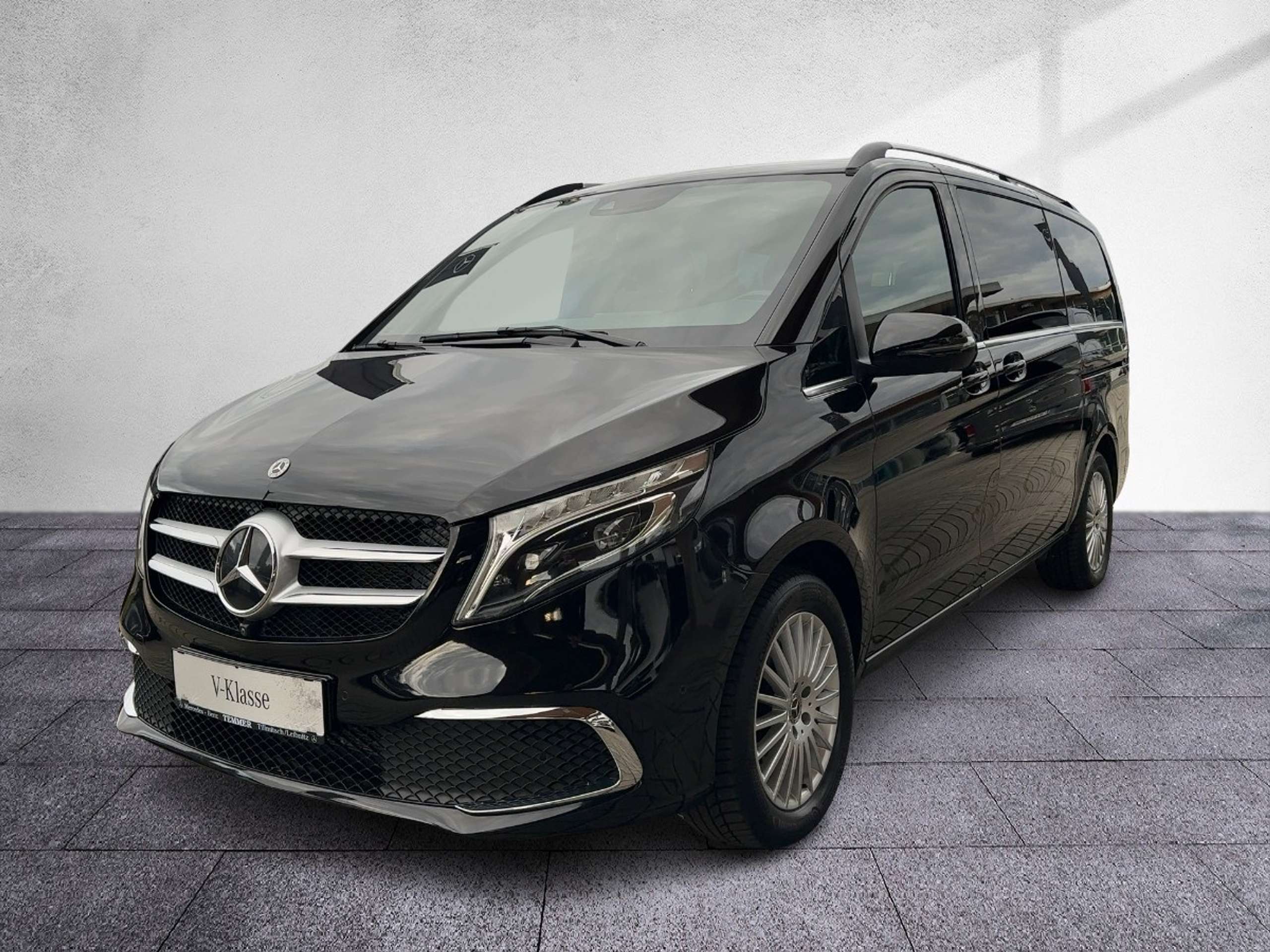 Mercedes-Benz - V 300