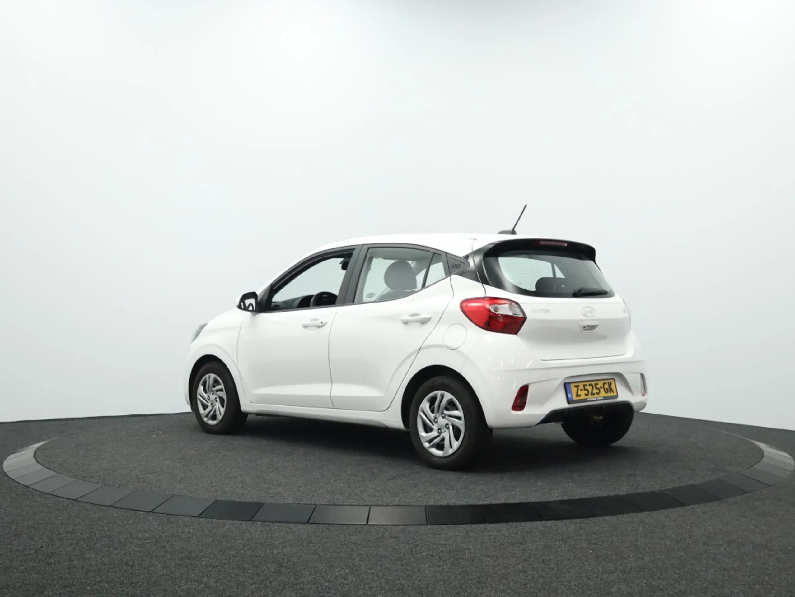 Hyundai - i10