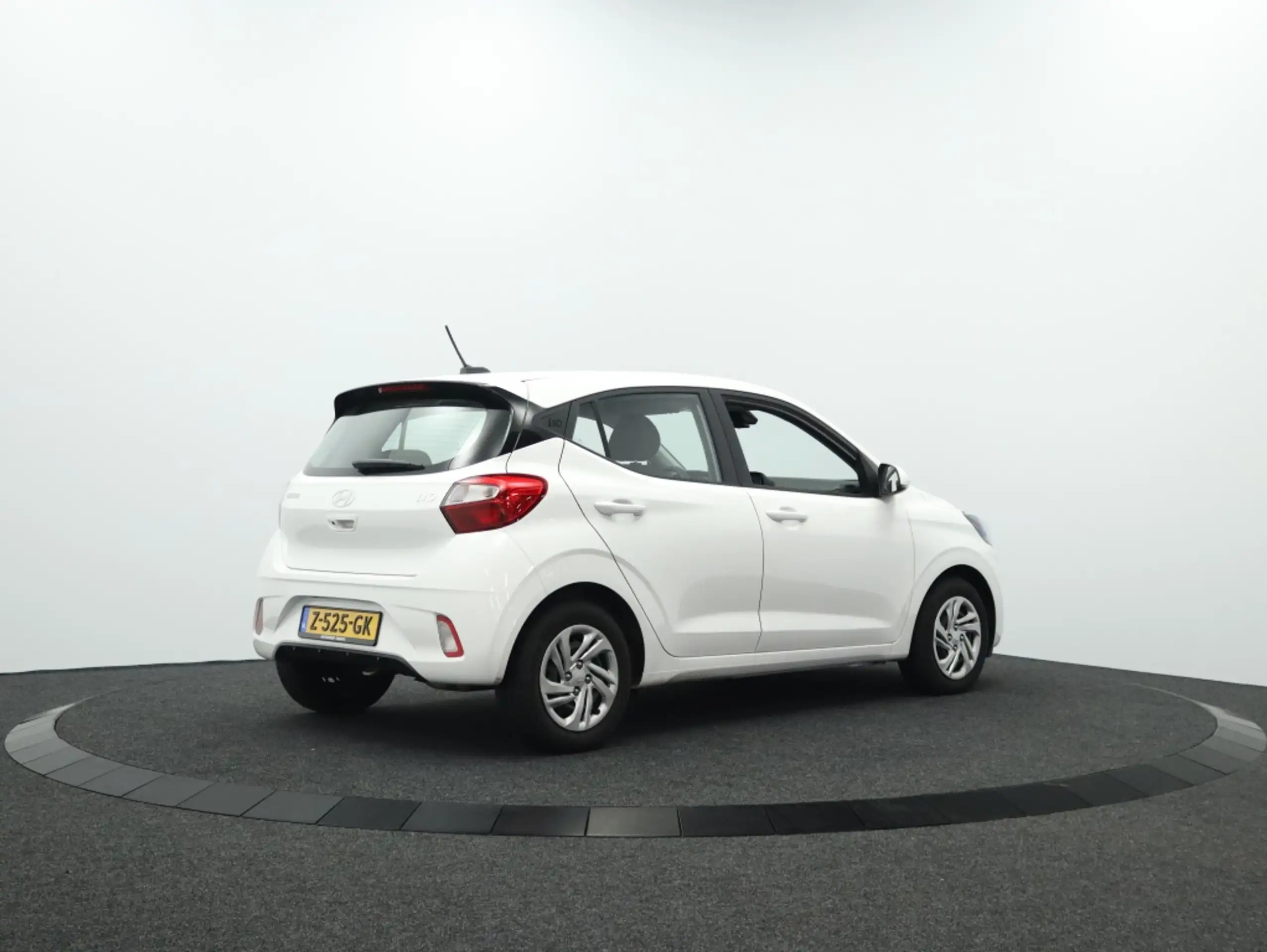 Hyundai - i10