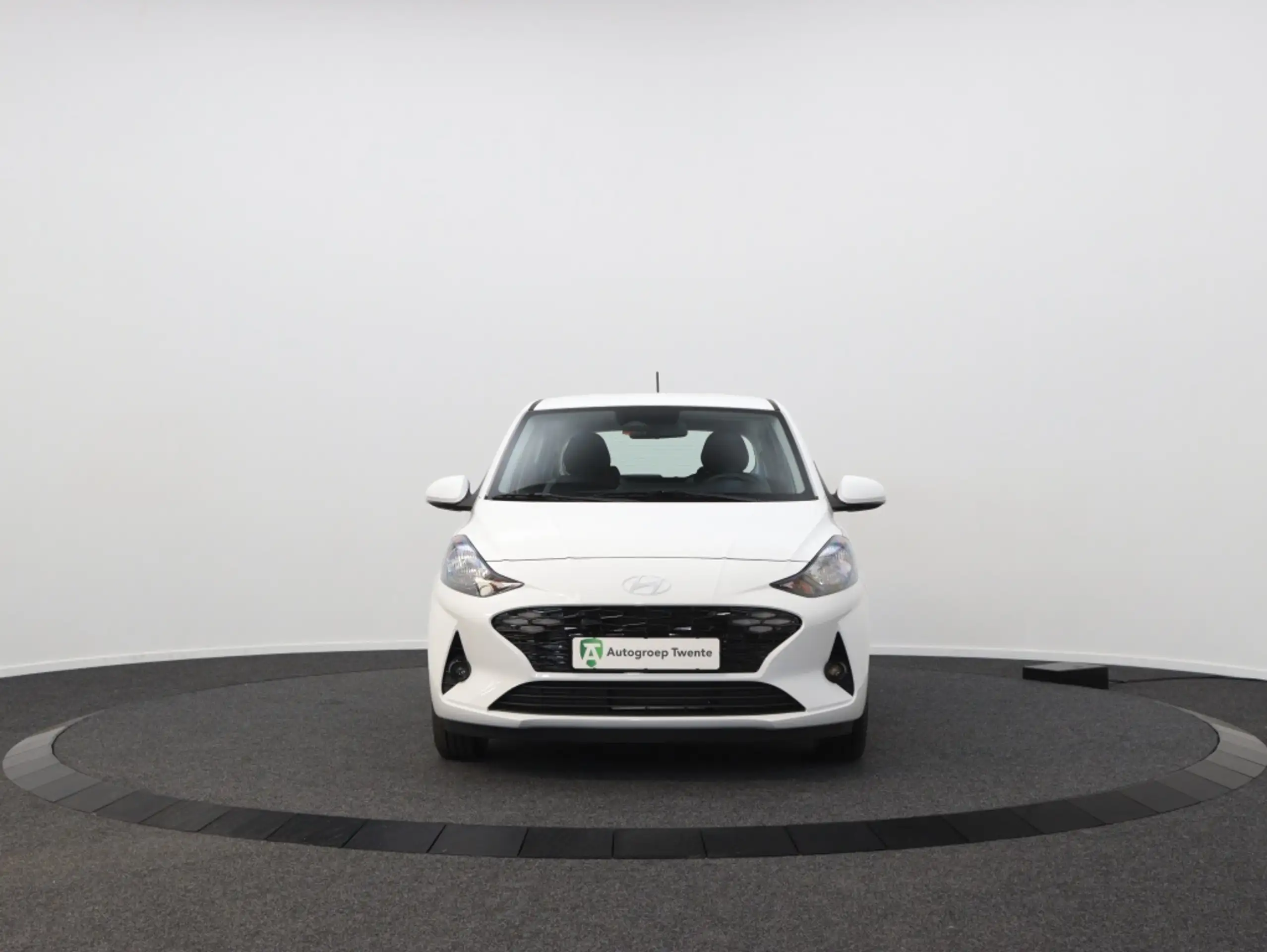 Hyundai - i10