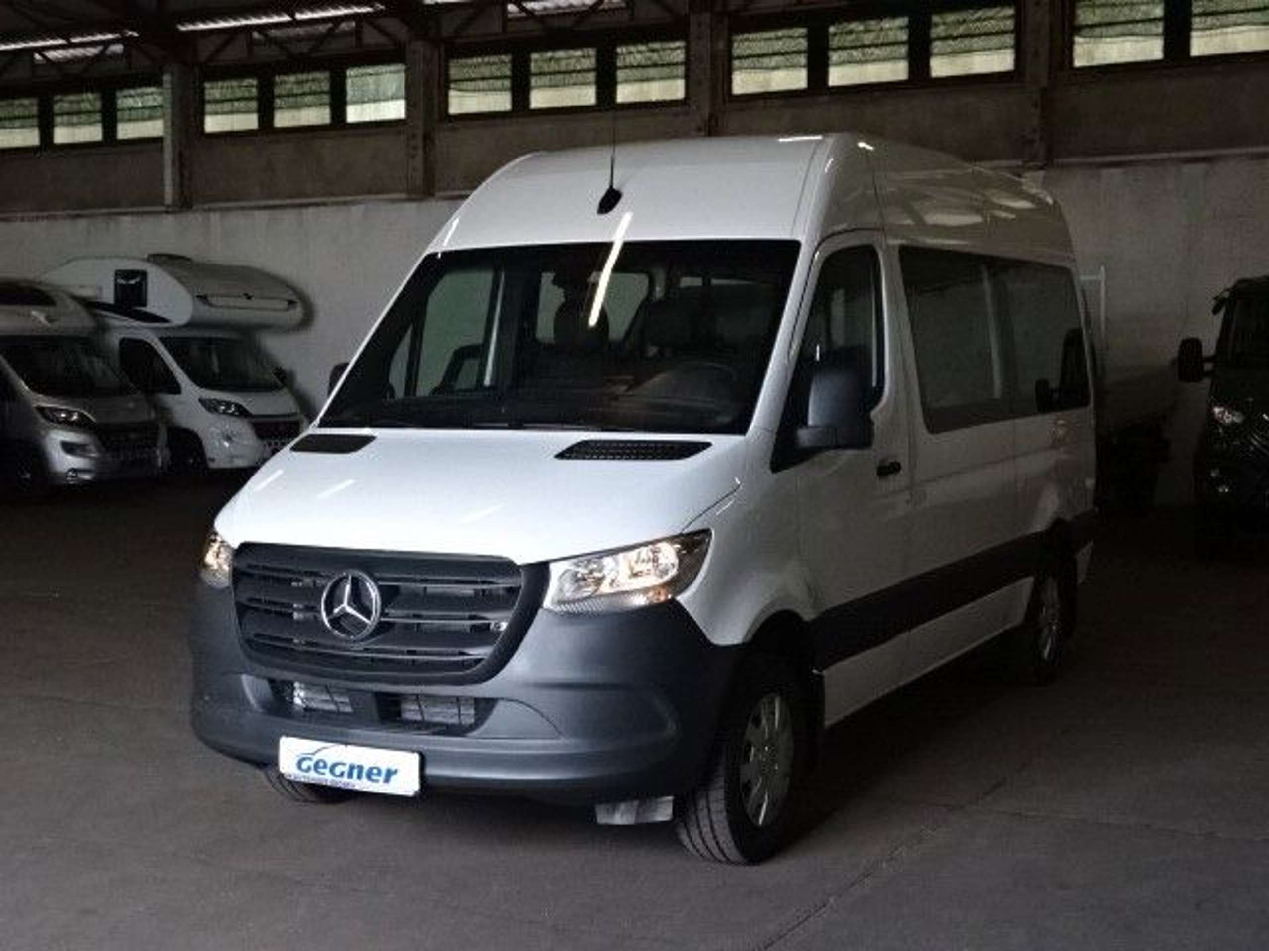 Mercedes-Benz - Sprinter