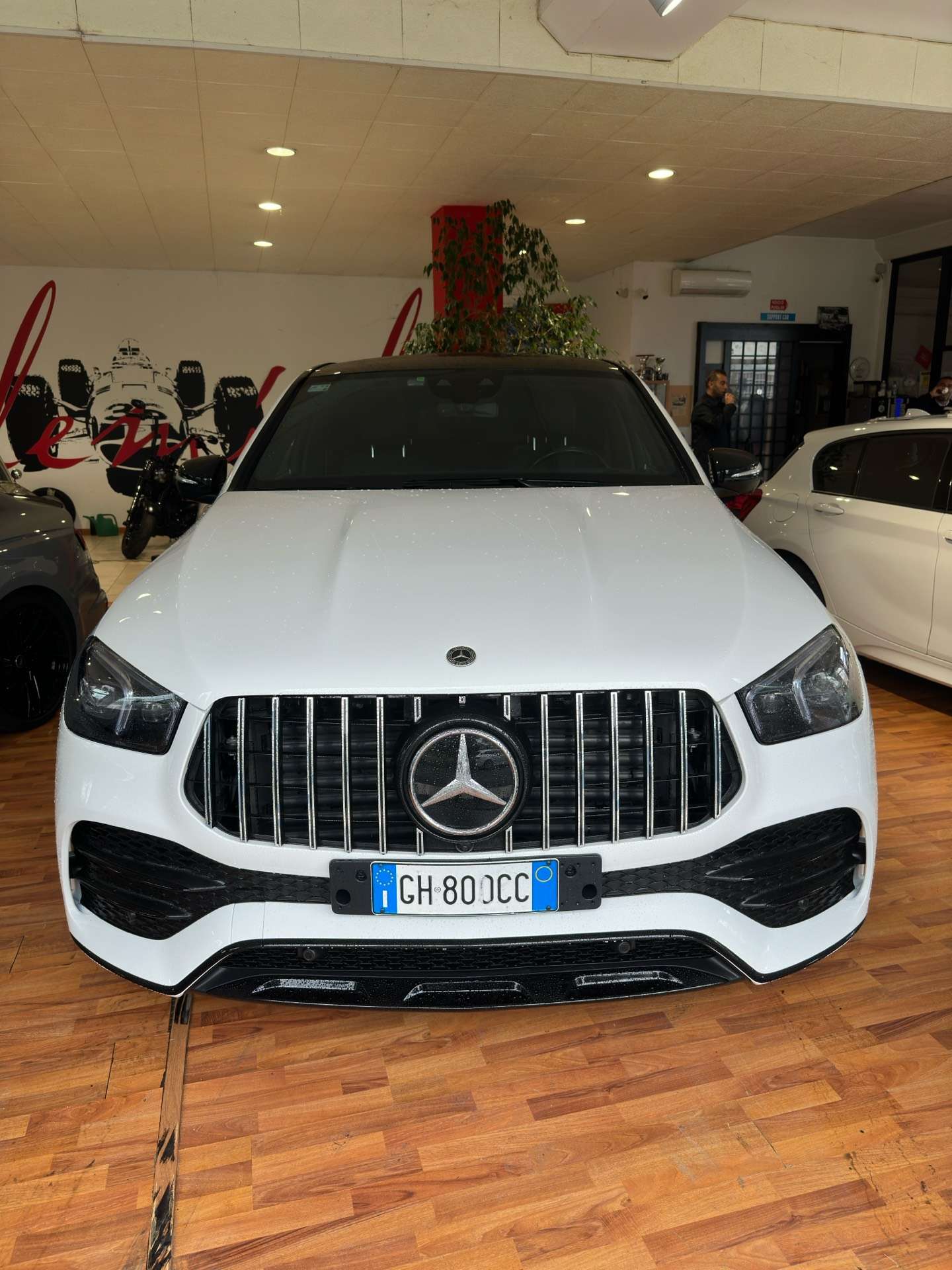 Mercedes-Benz - GLE 400