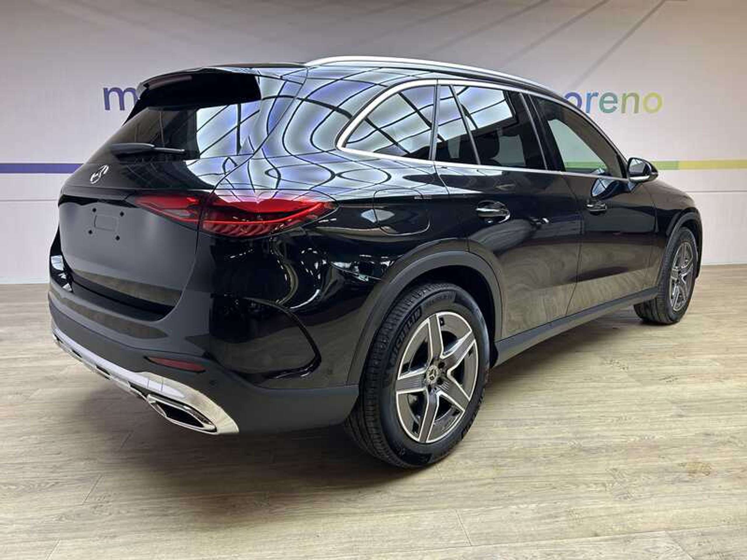 Mercedes-Benz - GLC 220