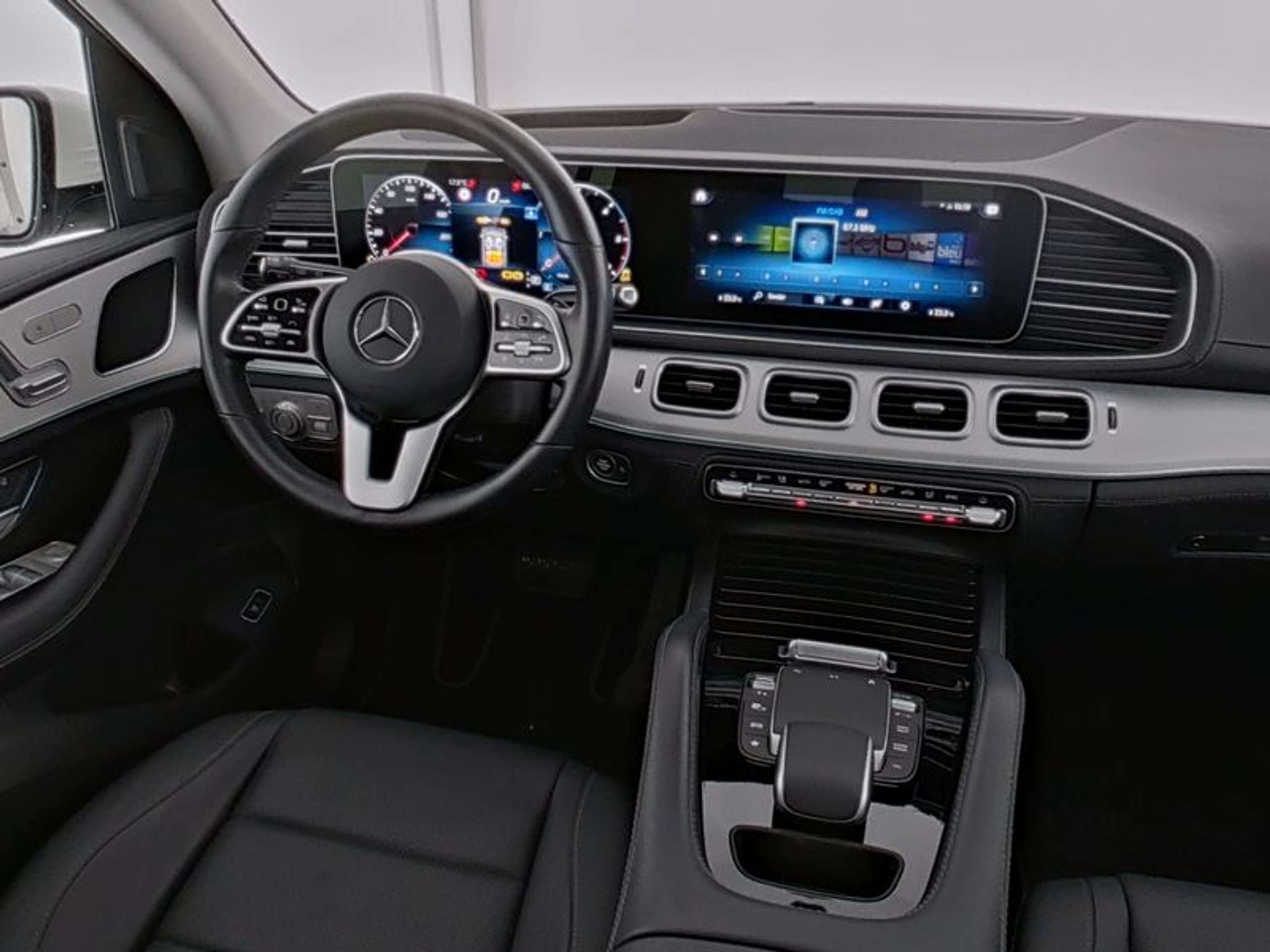 Mercedes-Benz - GLE 300