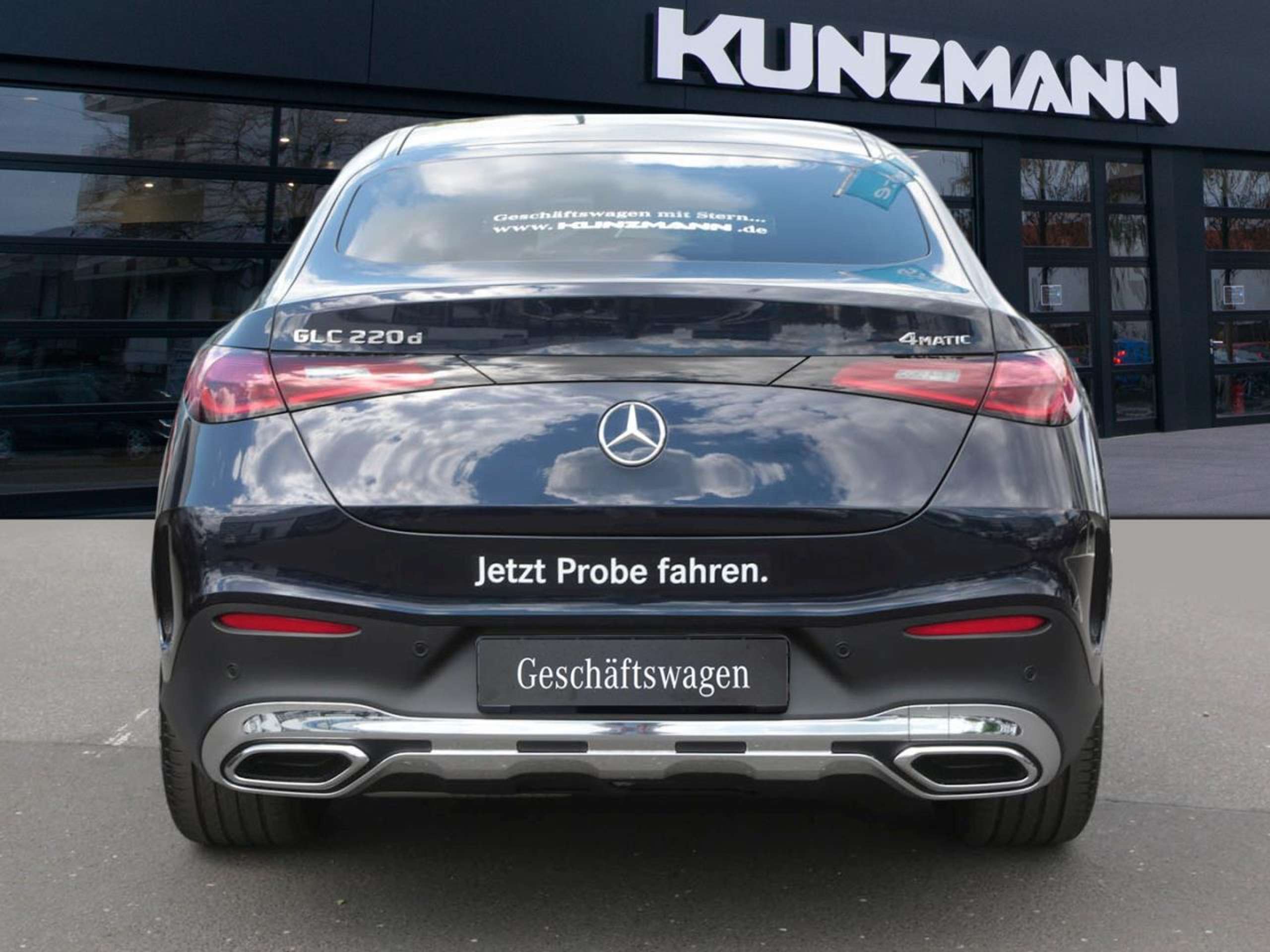 Mercedes-Benz - GLC 220