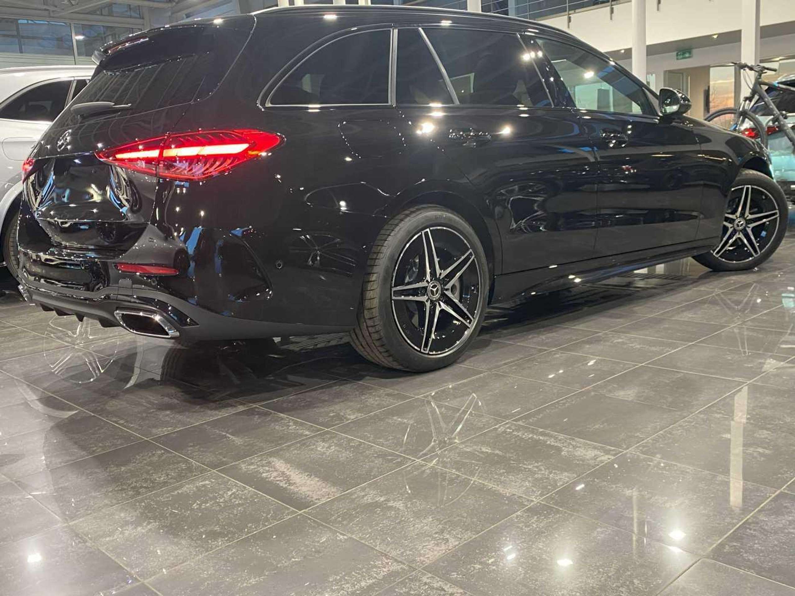 Mercedes-Benz - C 300