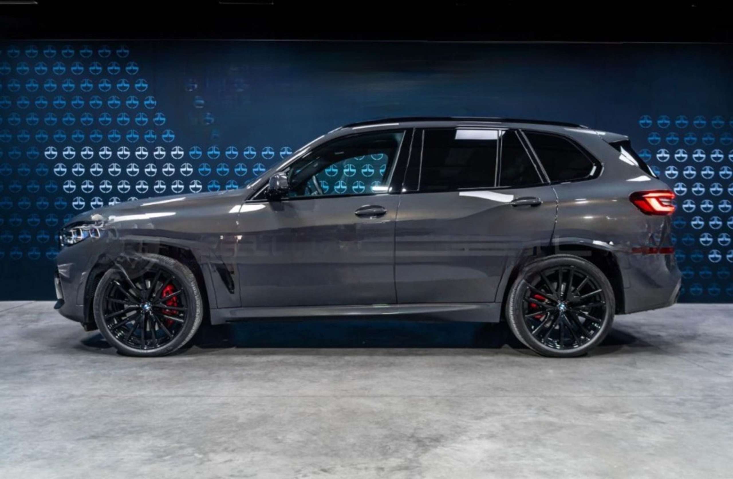 BMW - X5