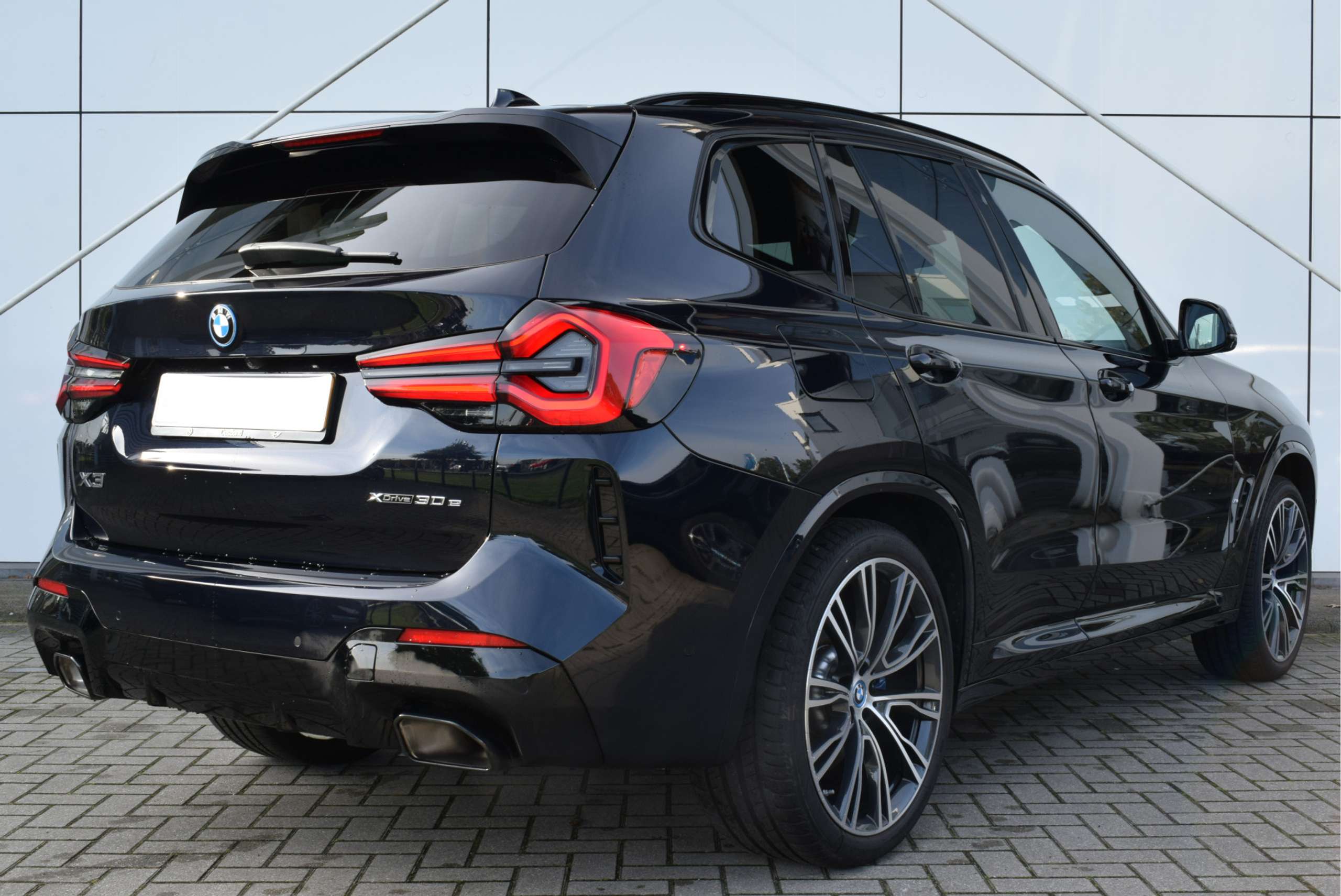 BMW - X3