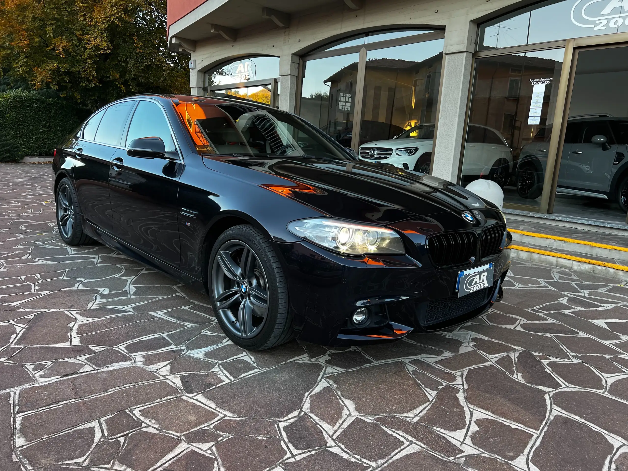 BMW - 525