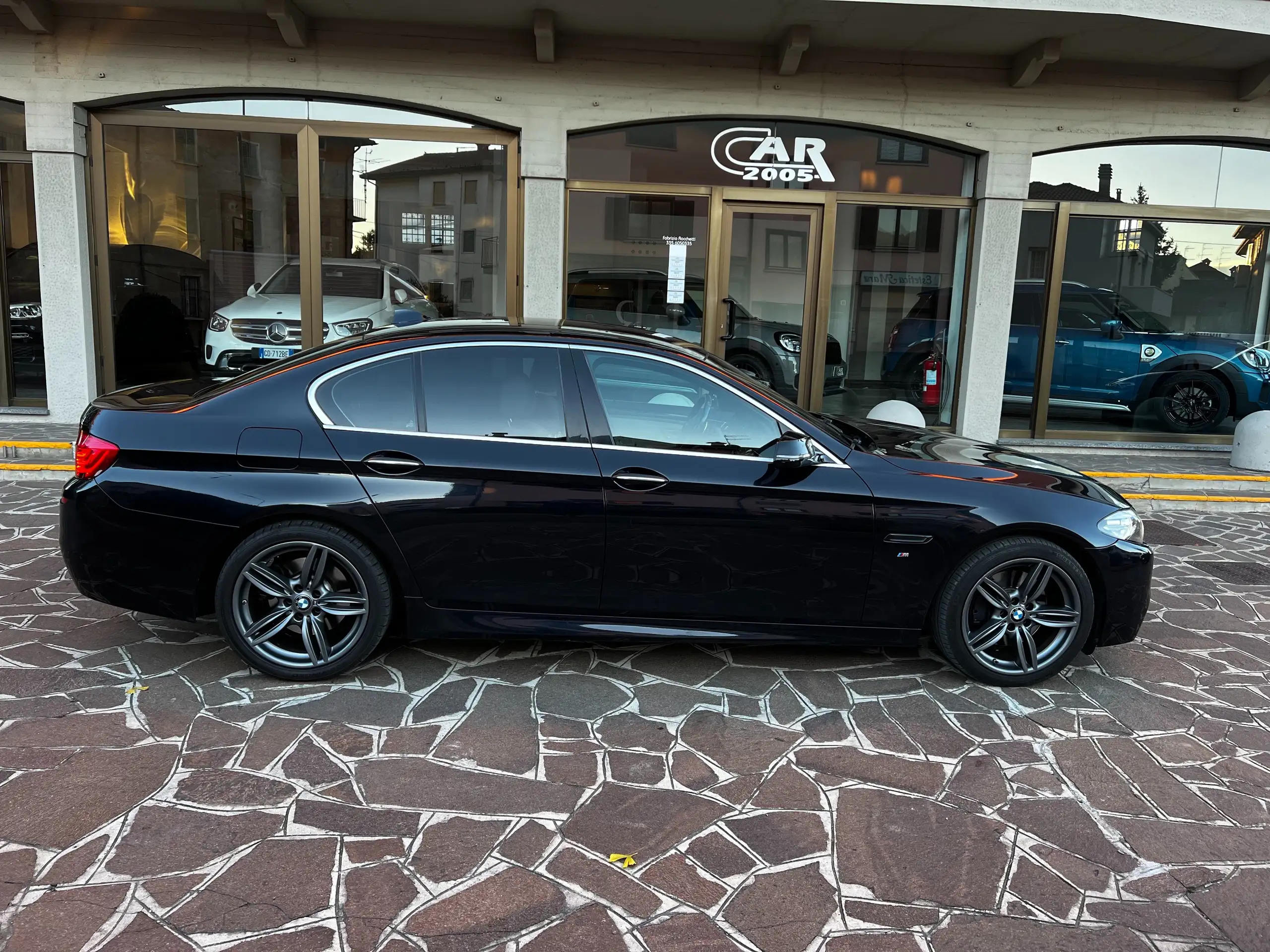 BMW - 525