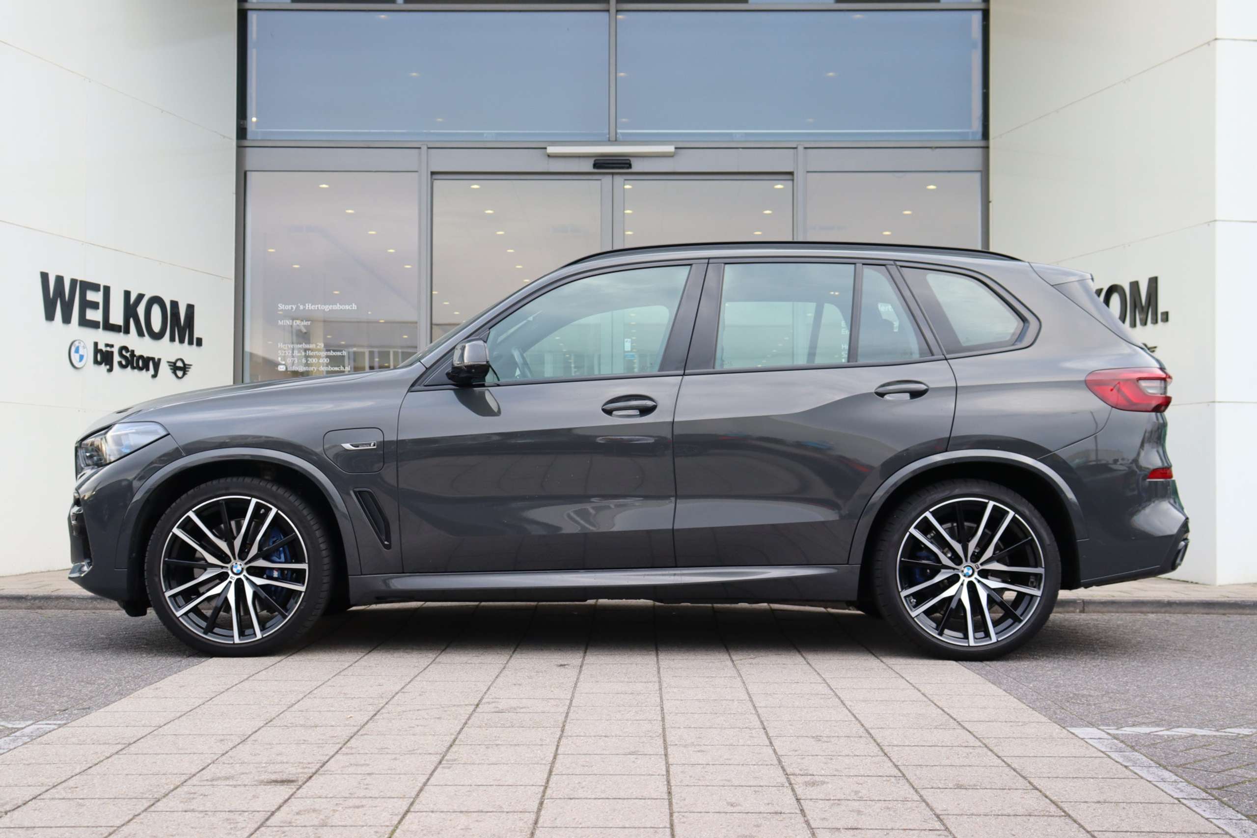 BMW - X5