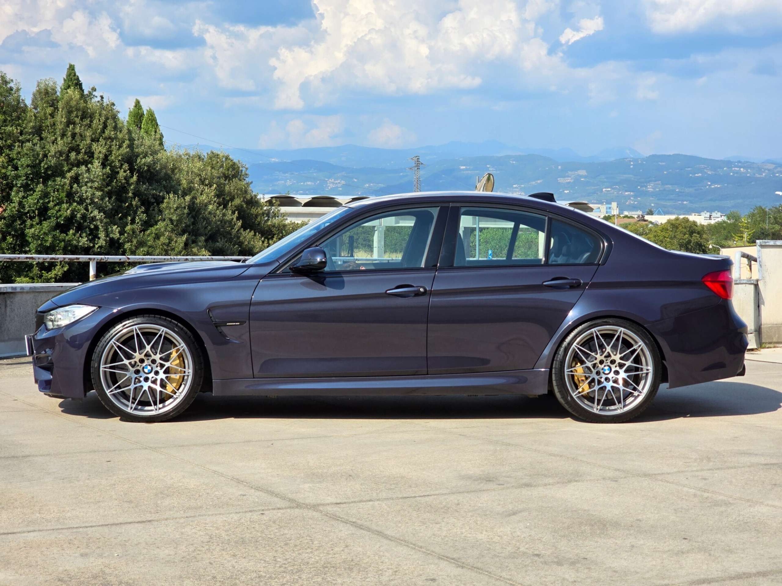 BMW - M3