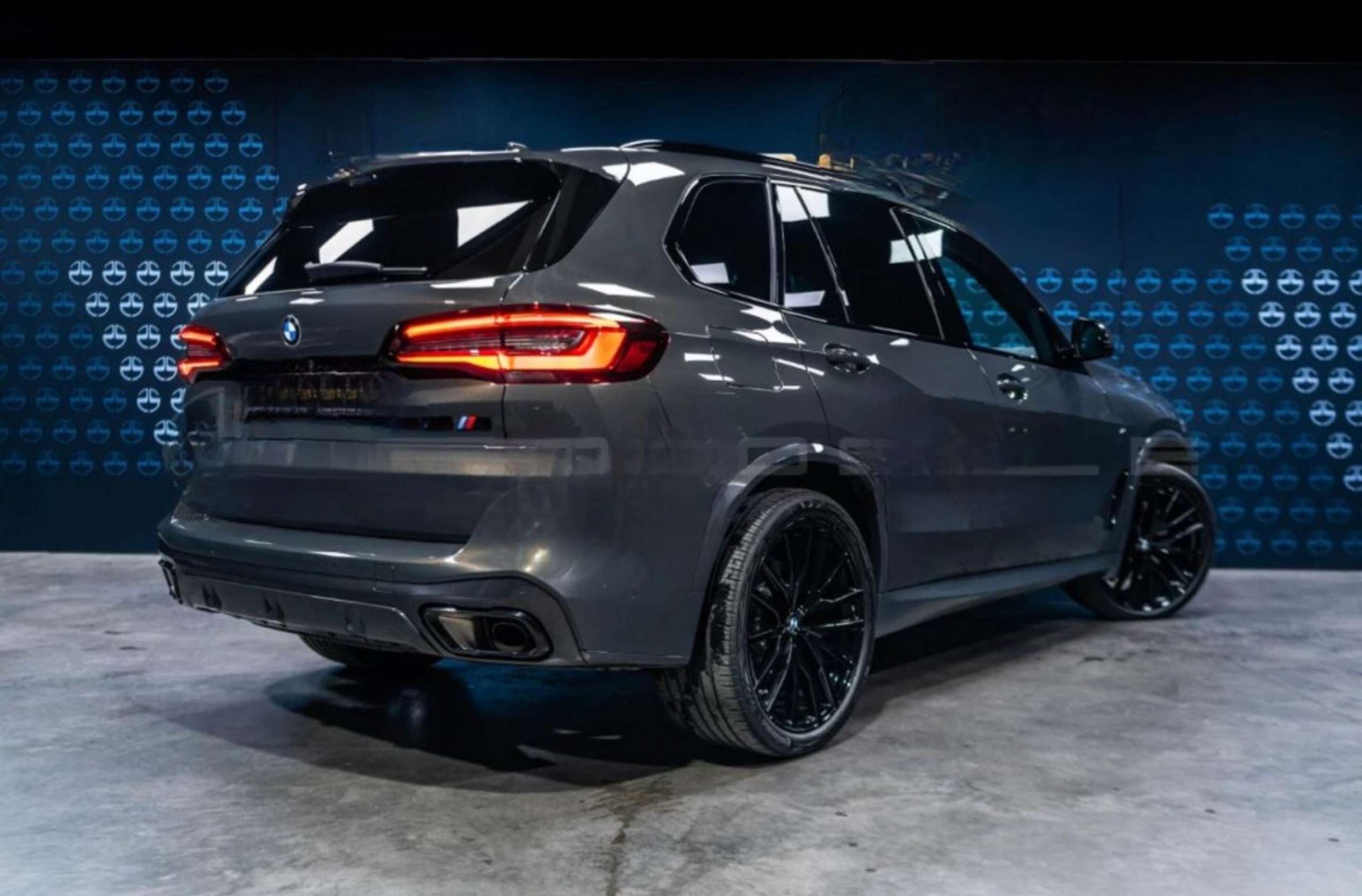 BMW - X5