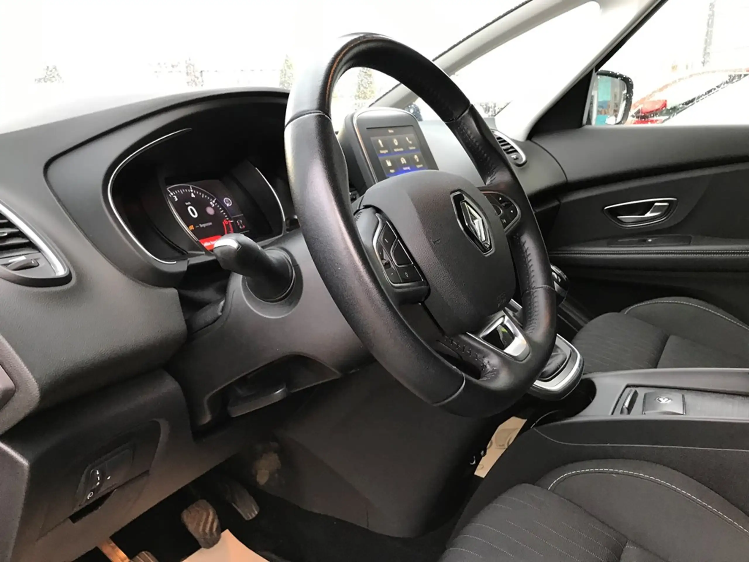 Renault - Scenic